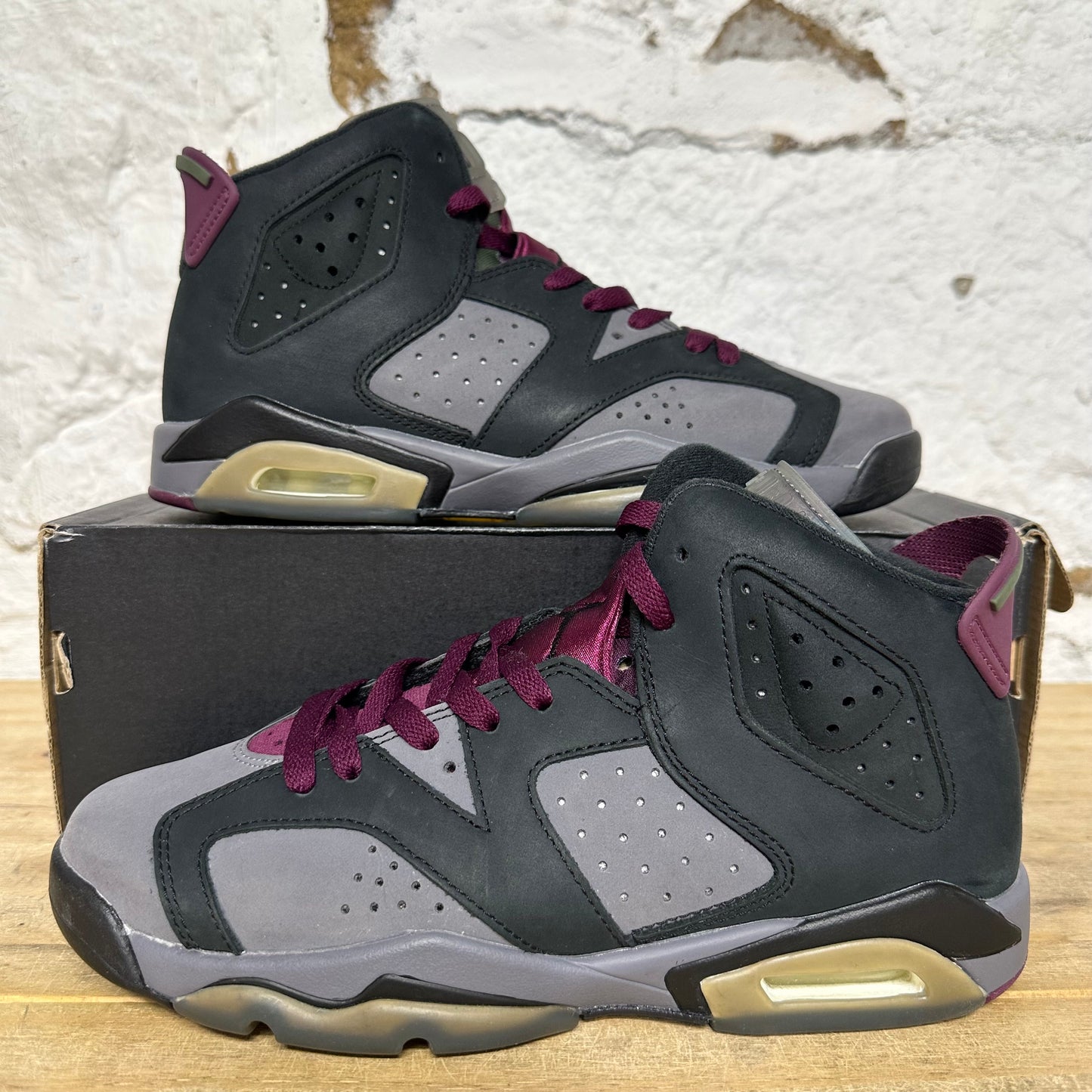 Air Jordan 6 Bordeaux Sz 7Y