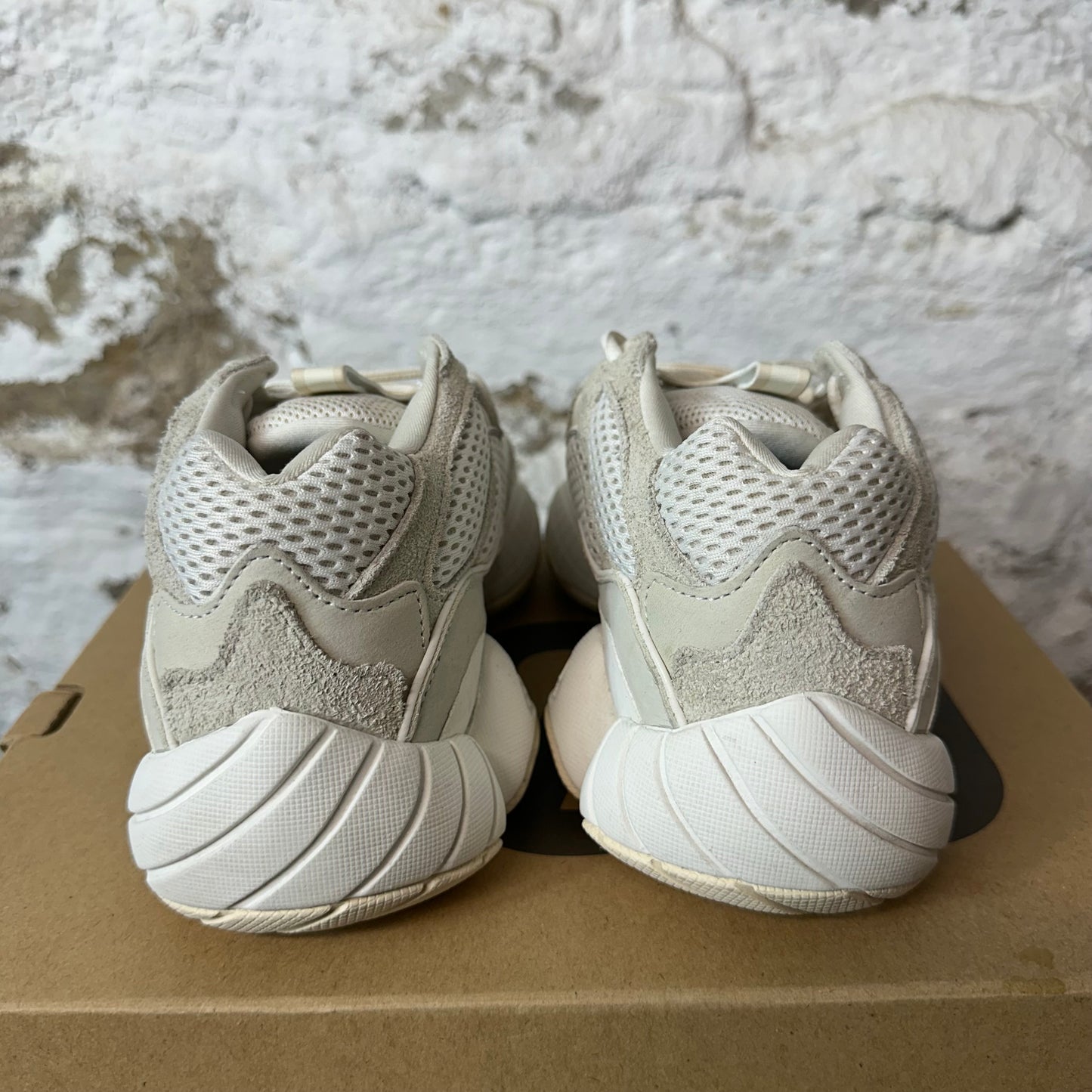 Yeezy 500 Bone White Sz 9