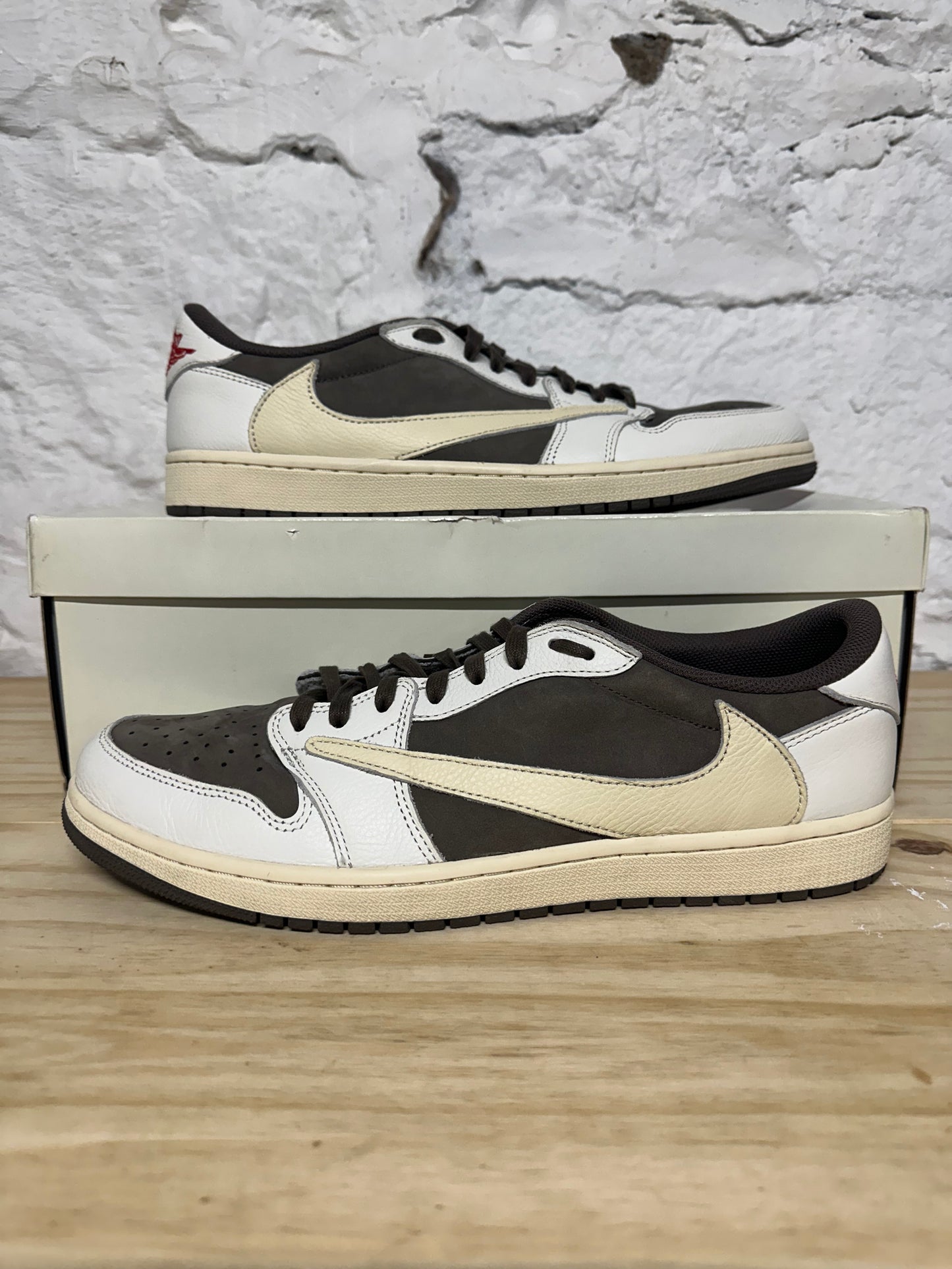 Air Jordan 1 Low Reverse Mocha Sz 14