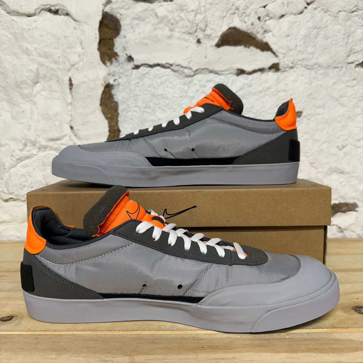 Nike Drop Type LX Wolf Grey Total Orange Sz 10.5 DS