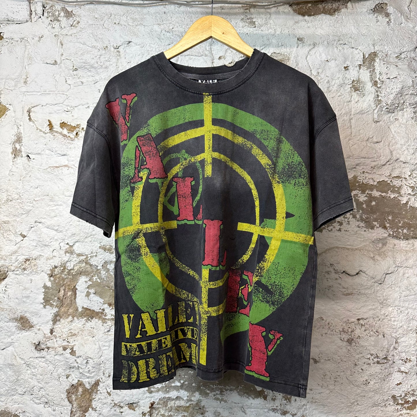 Vale Target Black T-shirt