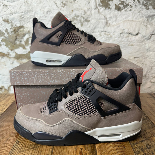 Air Jordan 4 Taupe Haze Sz 10 DS