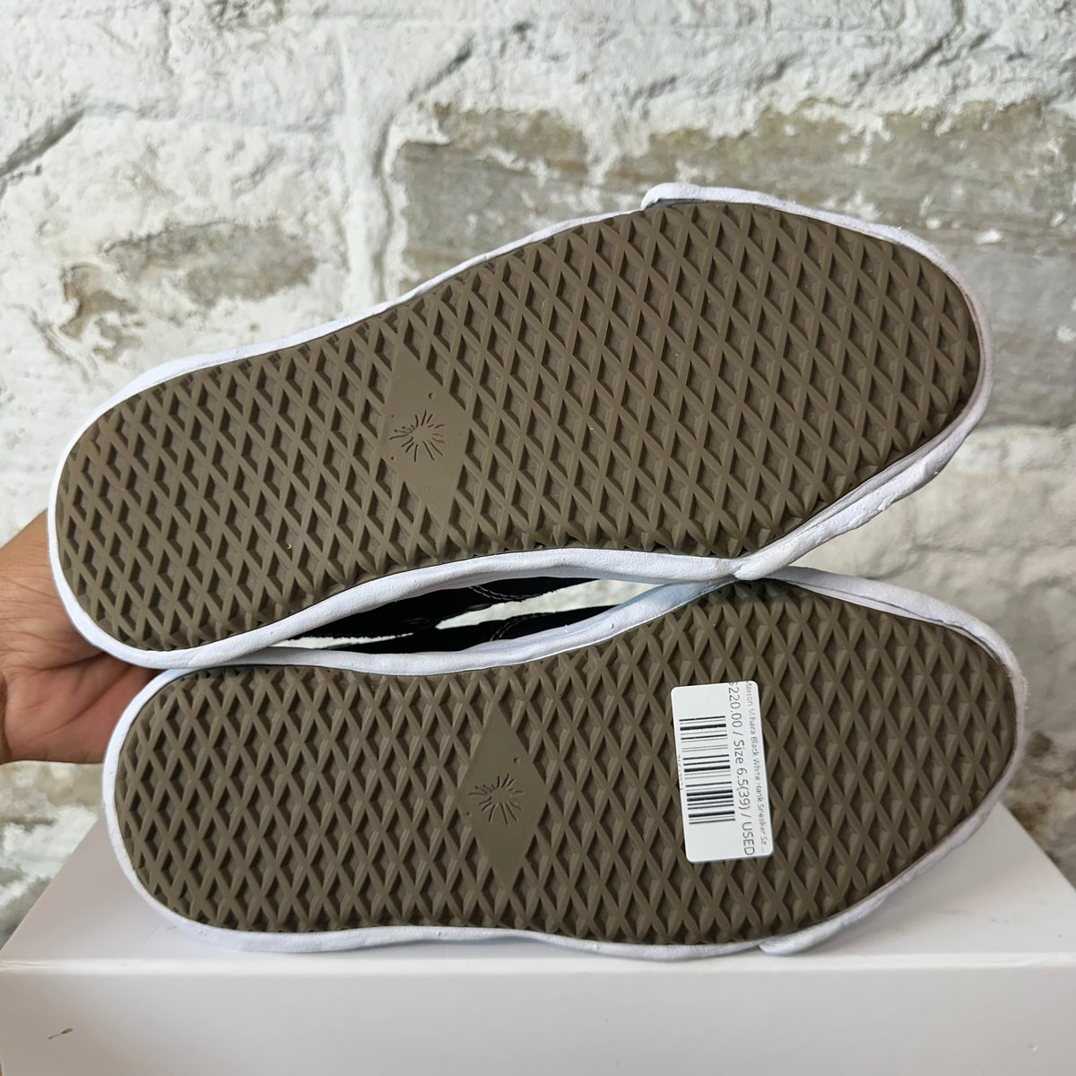 Maison Mihara Black White Hank Sneaker Sz 6.5 (39)