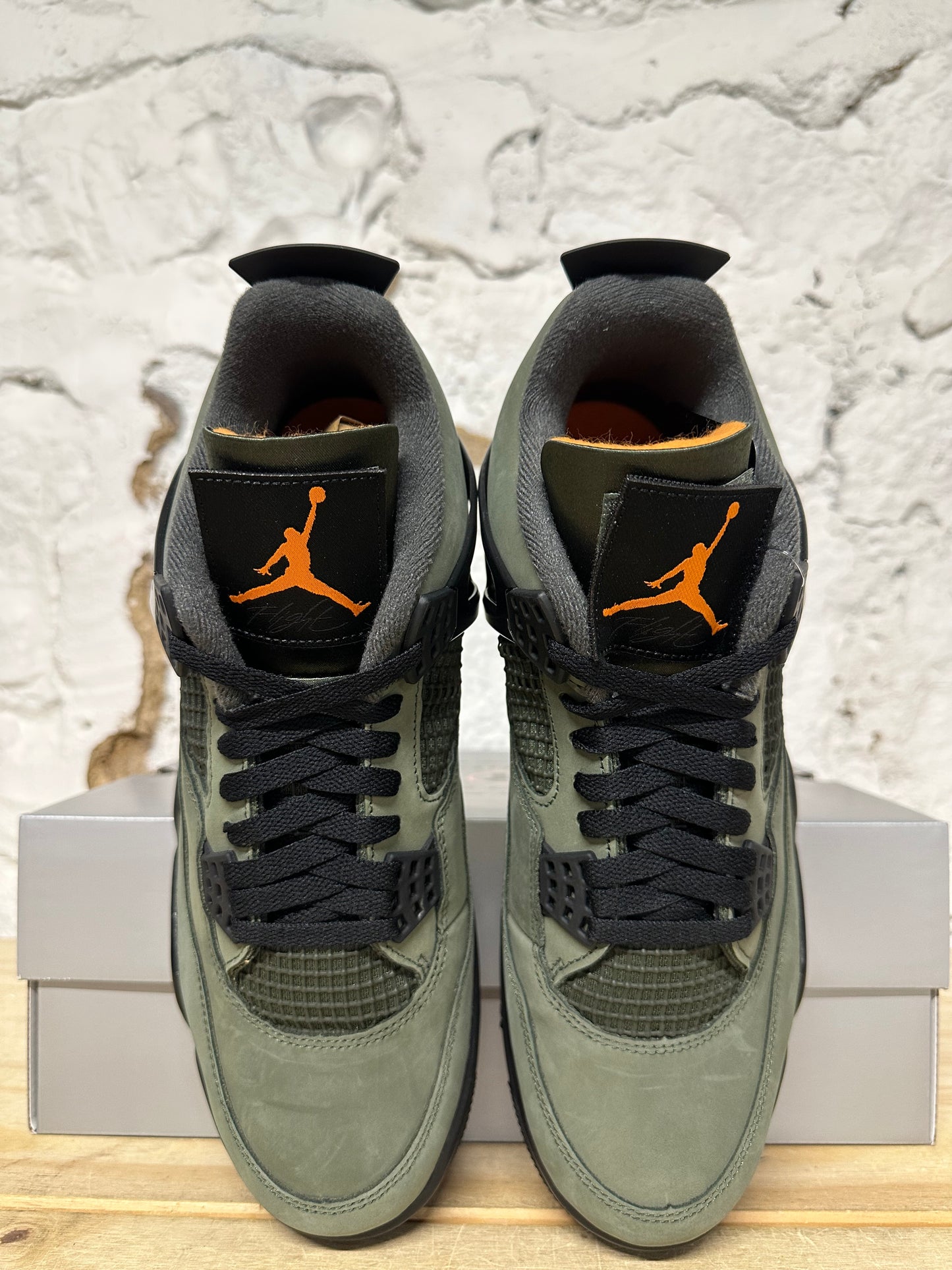 Air Jordan 4 Undefeated Sz 10 DS