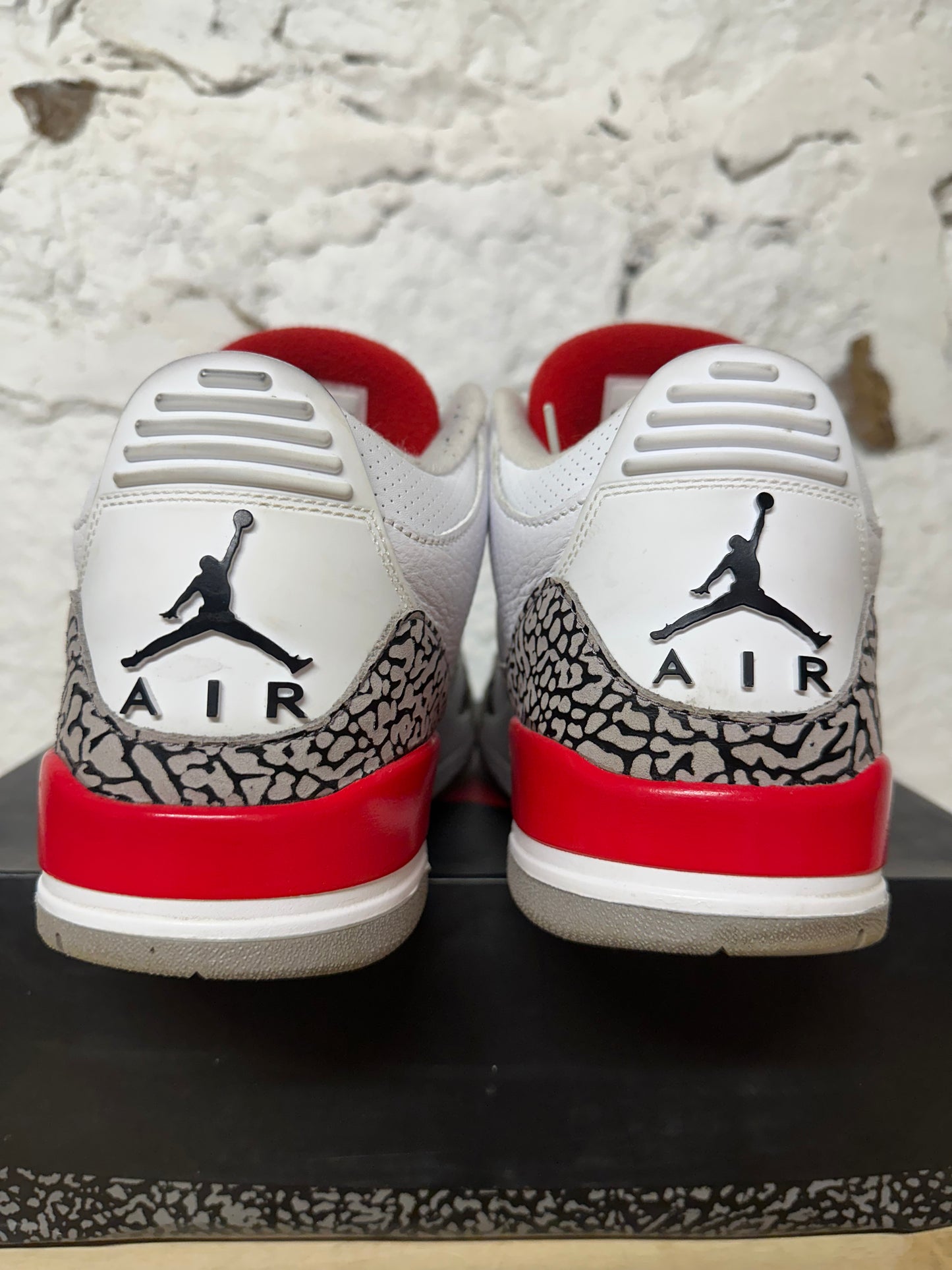 Air Jordan 3 Katrina Sz 11