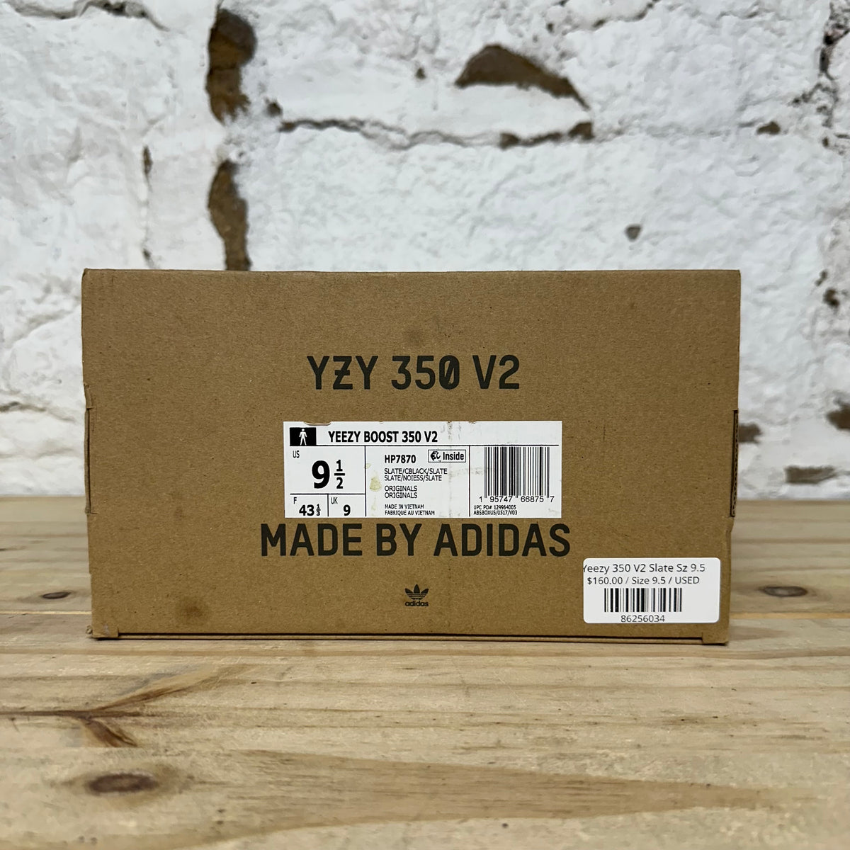 Yeezy 350 V2 Slate Sz 9.5