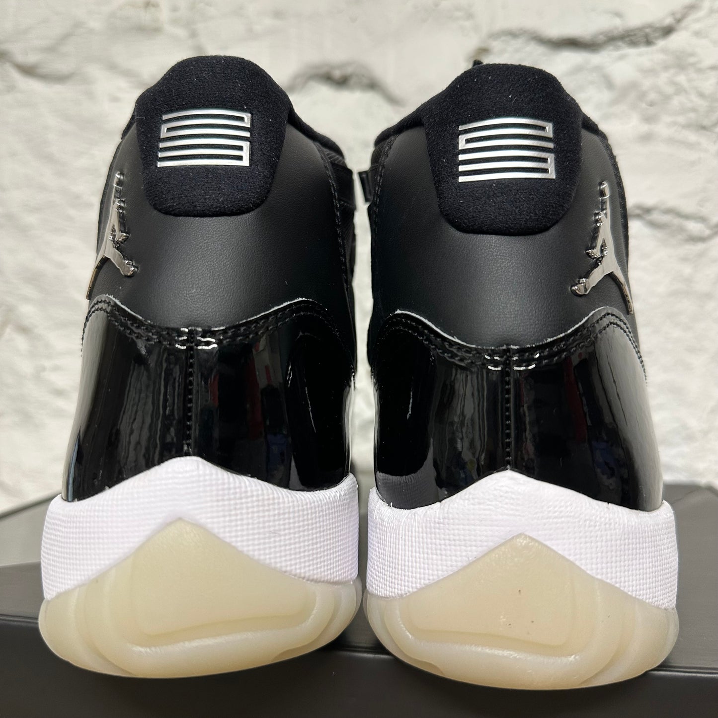 Air Jordan 11 High Jubilee Sz 9.5 DS