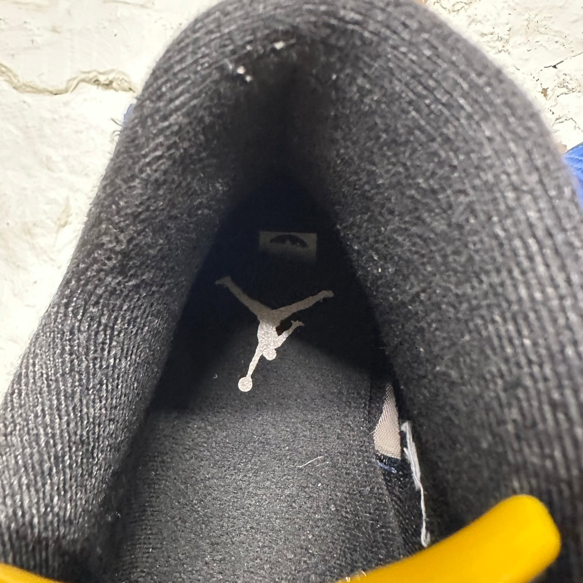 Air Jordan 14 Laney (2023) Sz 9