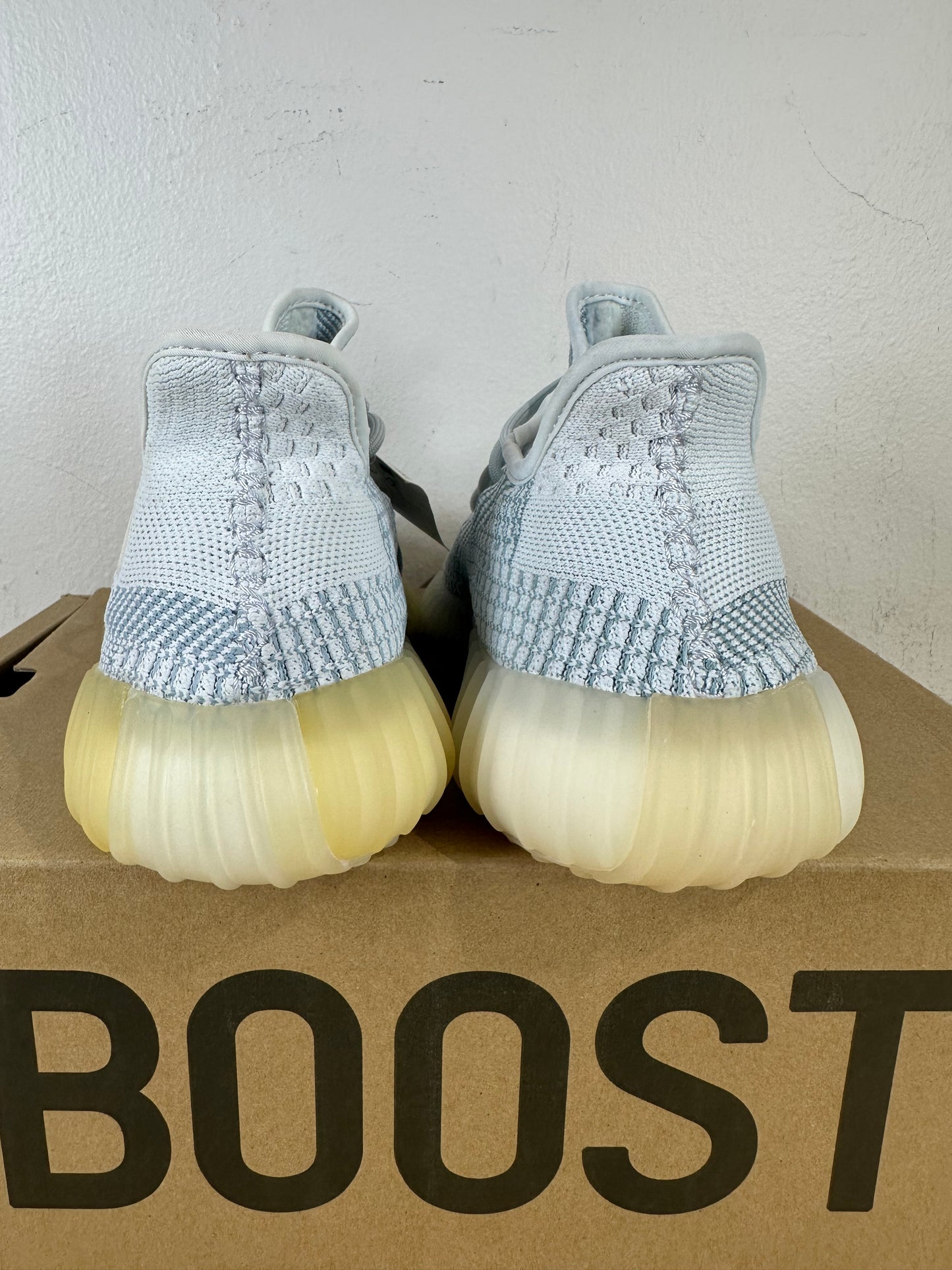 Yeezy 350 V2 Cloud White (Non-Reflective) Sz 9 DS