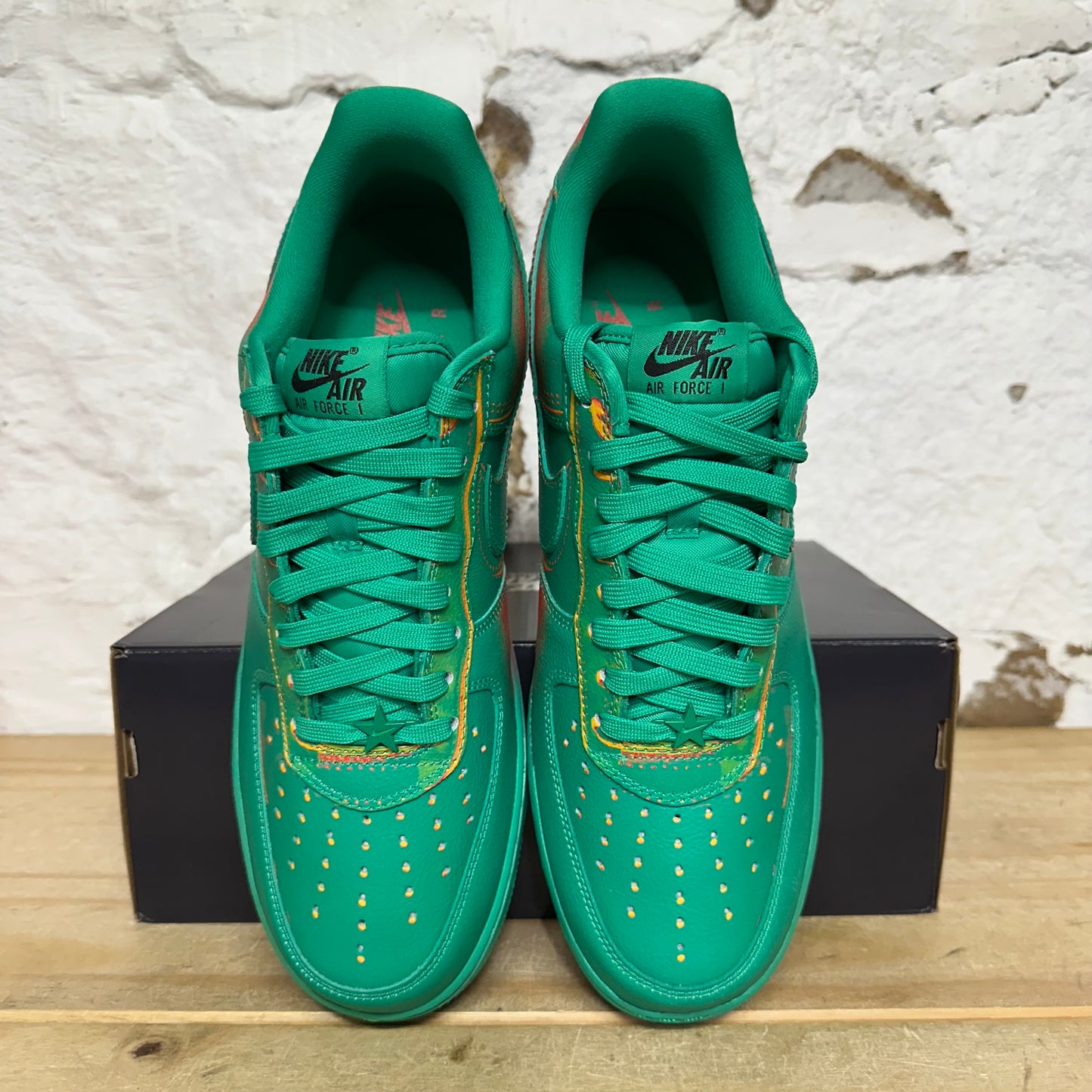 Nike Air Force 1 Low Stadium Green Crimson Sz 11.5 DS