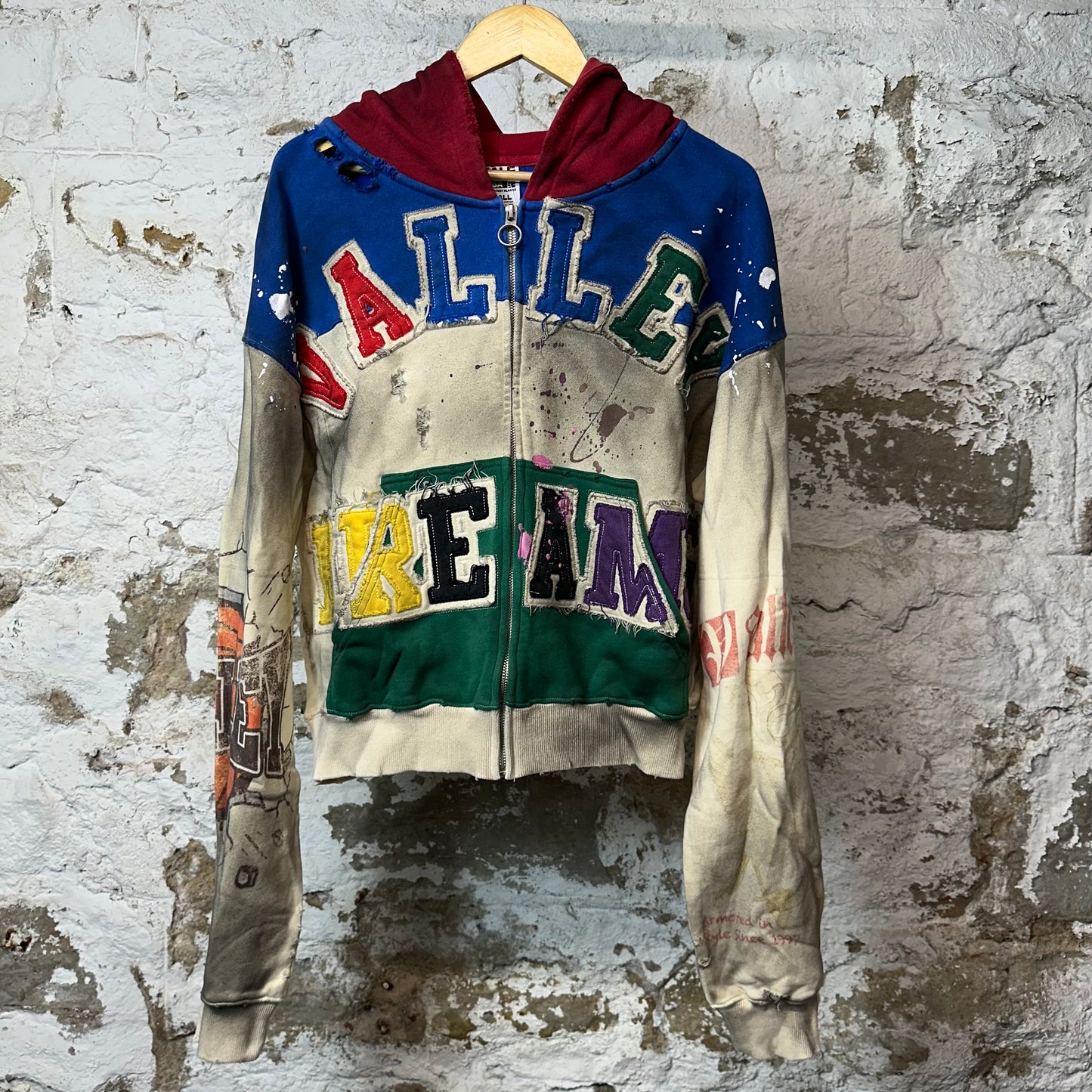 Vale Wonderland Zip Up Hoodie