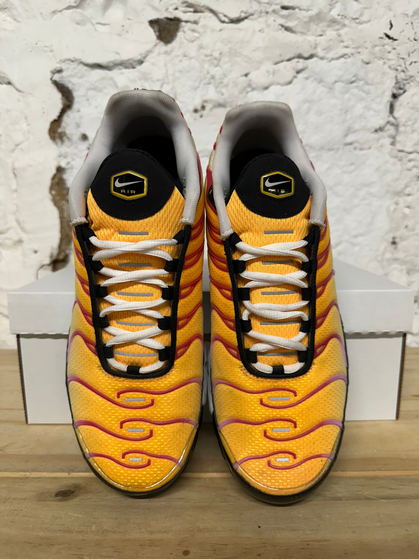 Nike Air Max Plus Sherbert Sz 9.5