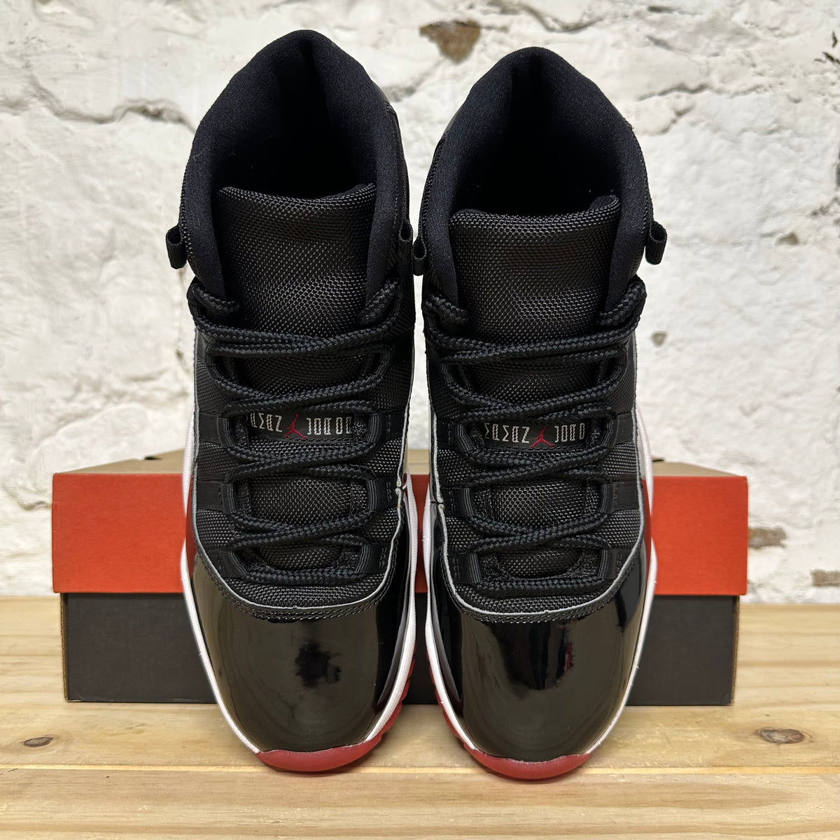 Air Jordan 11 High Bred (2019) Sz 9