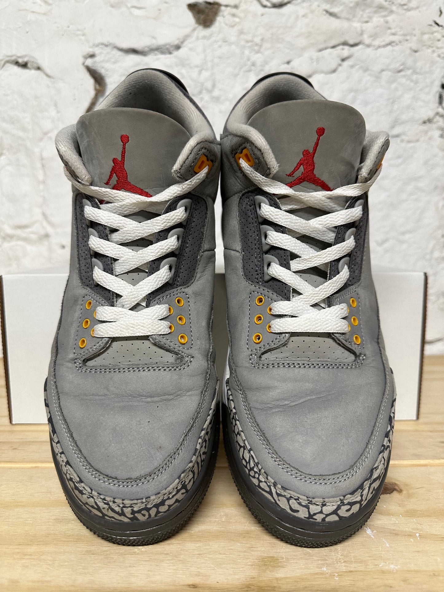 Air Jordan 3 Cool Grey Sz 9.5