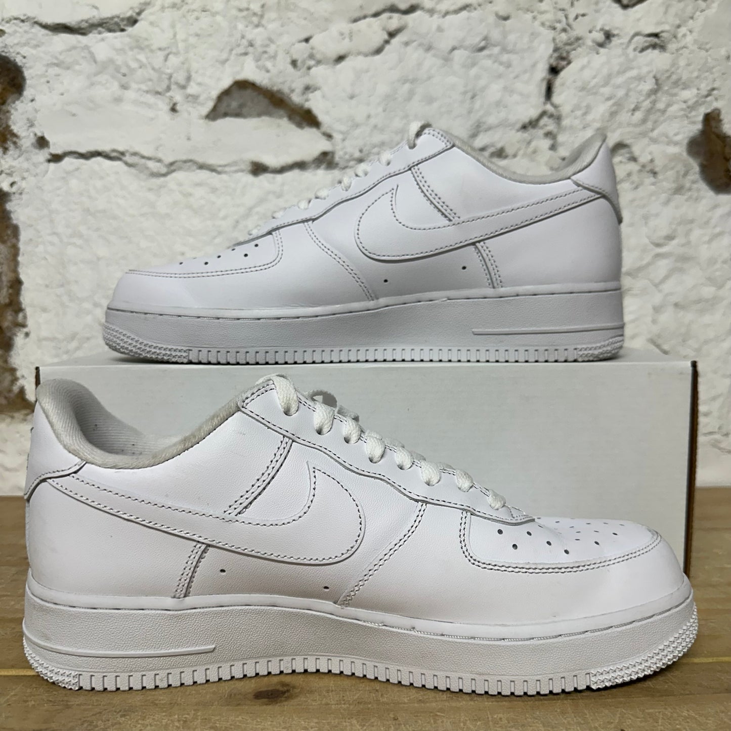 Nike Air Force 1 Low Supreme White Sz 10