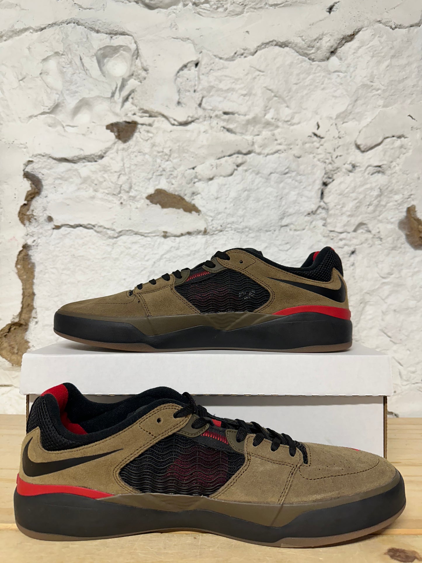 Nike SB Ishod Wair Light Olive Sz 12