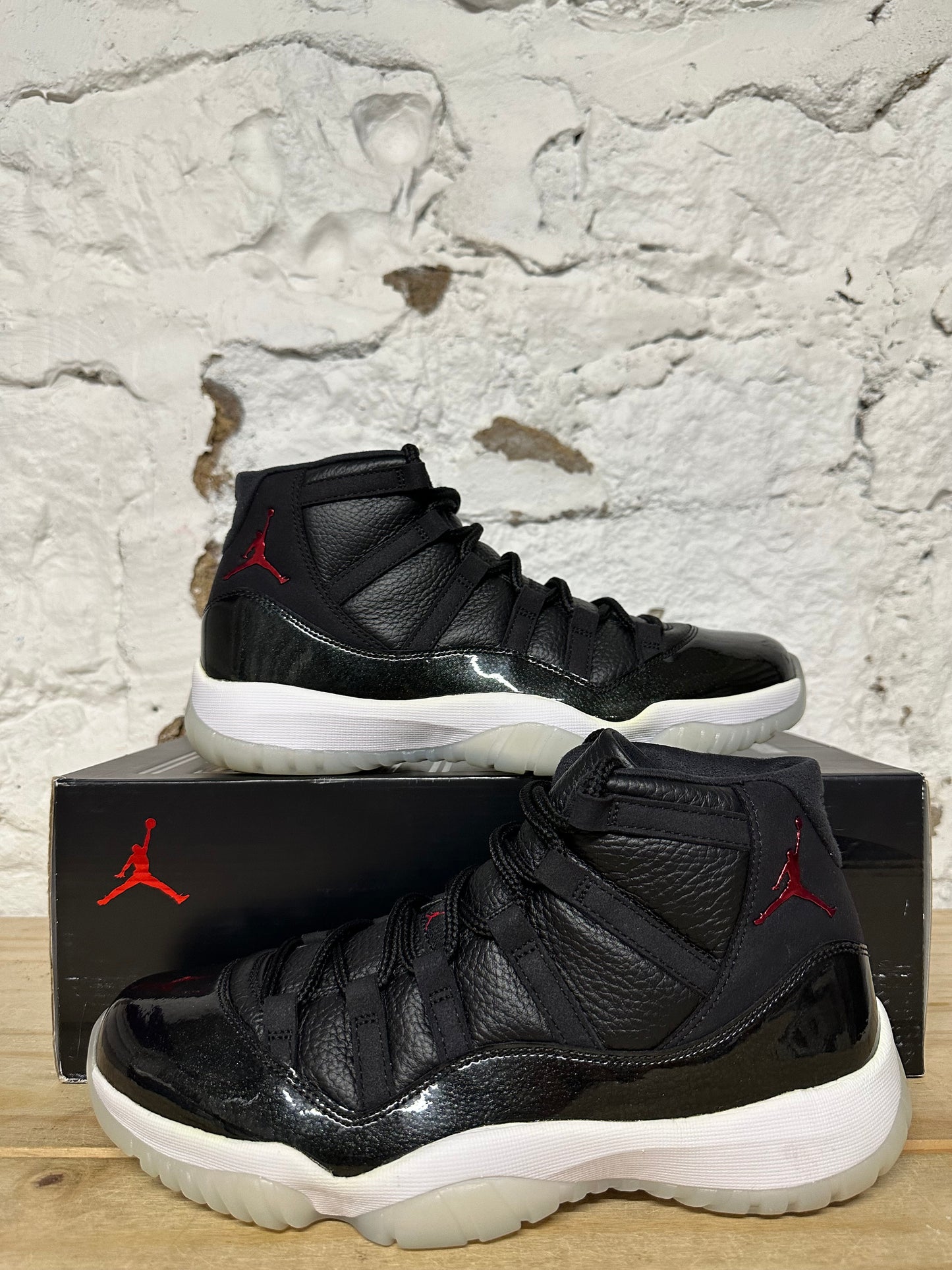 Air Jordan 11 72-10 Sz 10