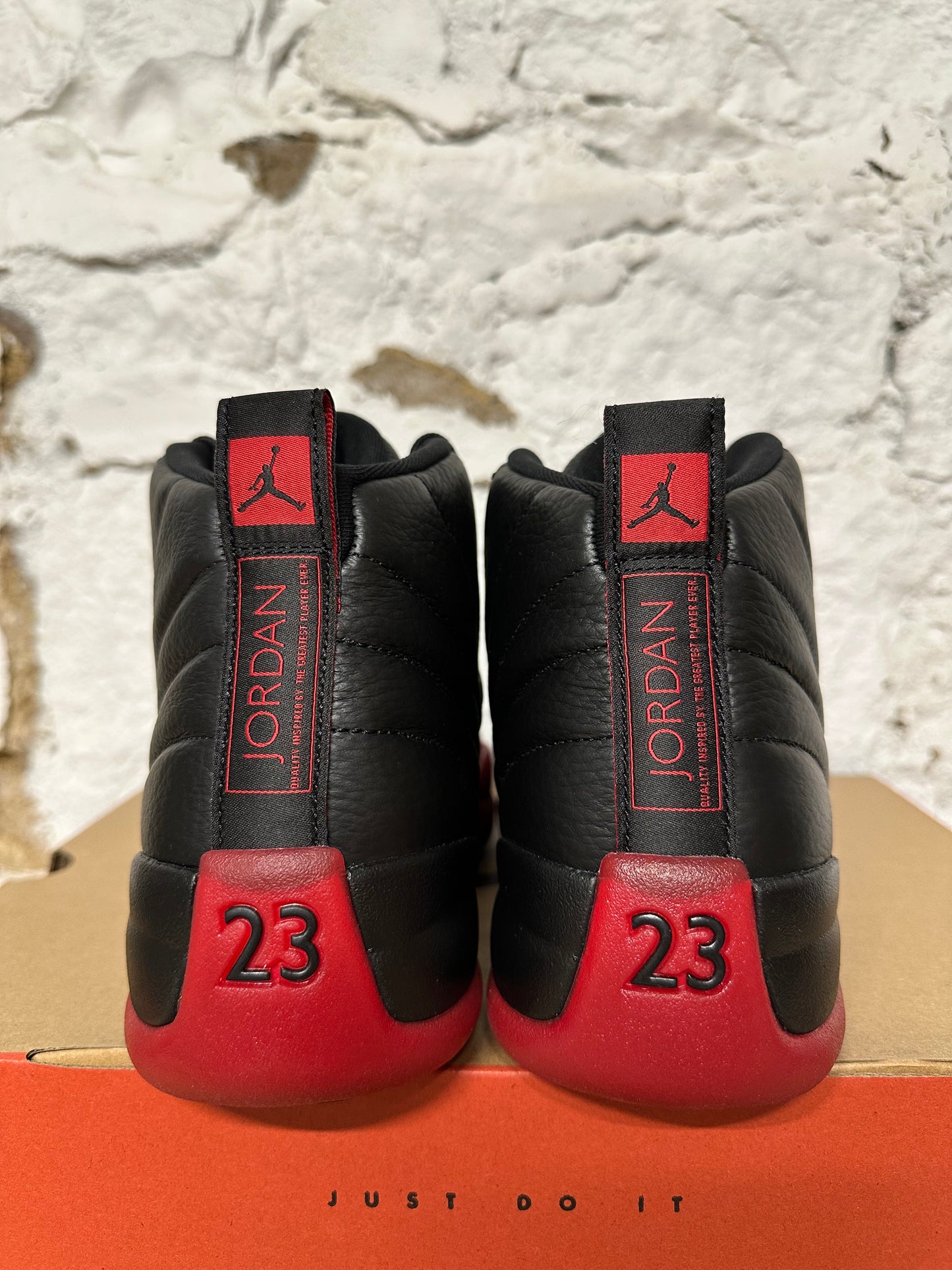 Air Jordan 12 Flu Game Sz 10.5 DS
