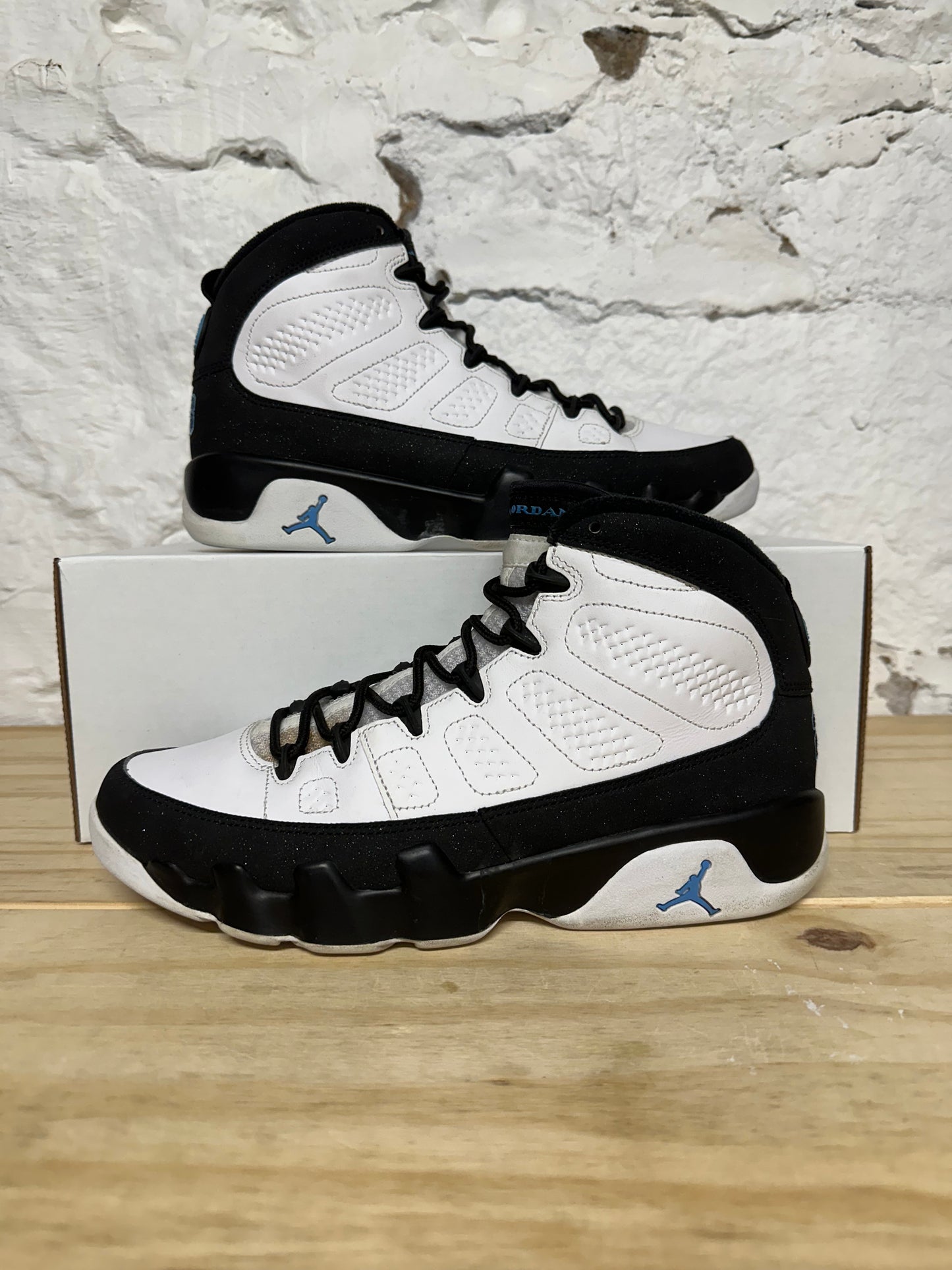 Air Jordan 9 University Blue Sz 8