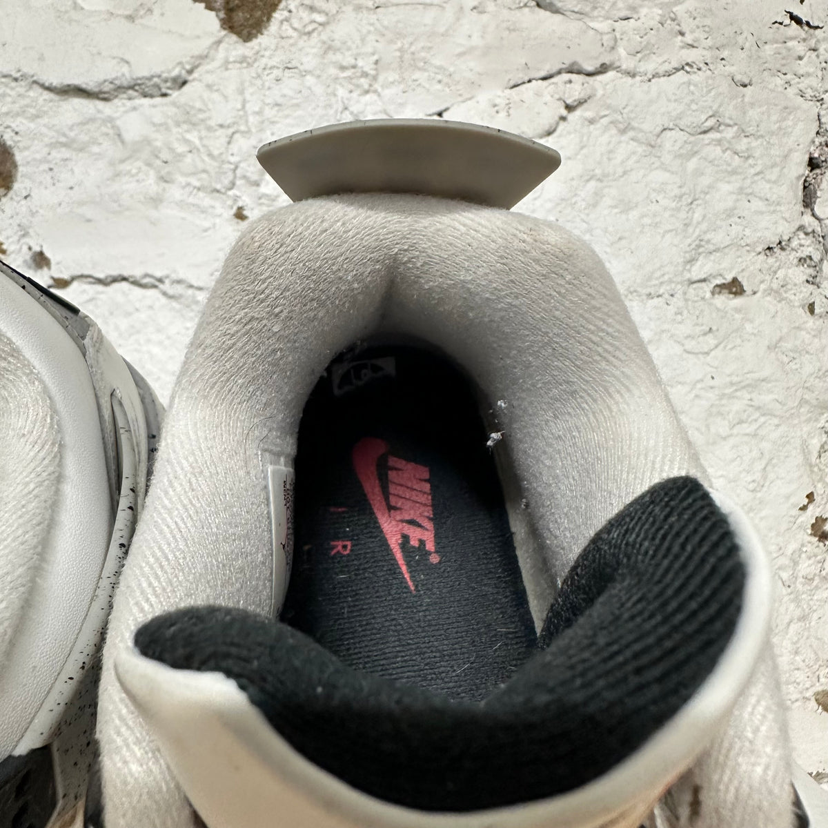Air Jordan 4 White Cement (2025) Sz 8