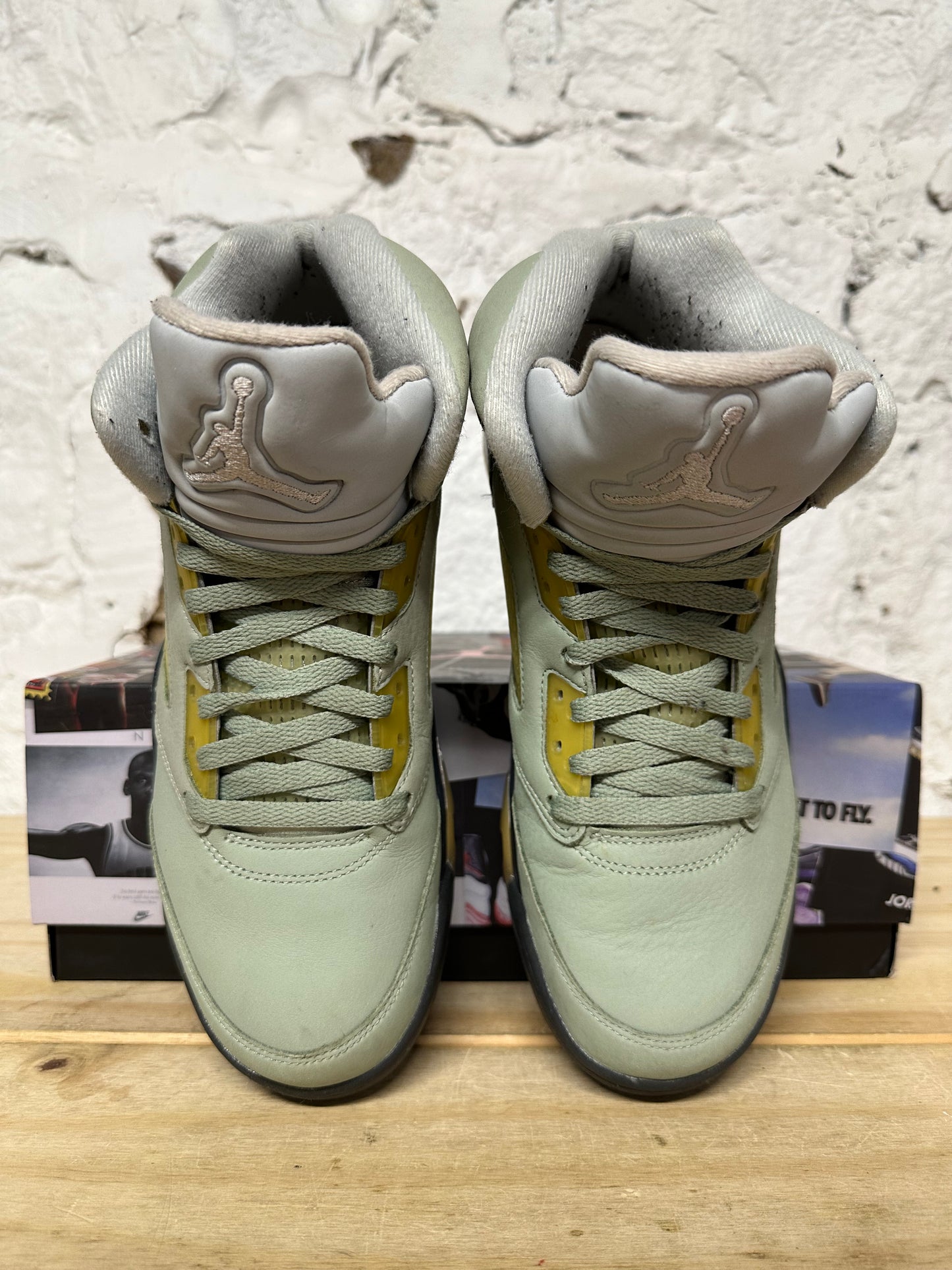 Air Jordan 5 Jade Horizon Sz 9.5