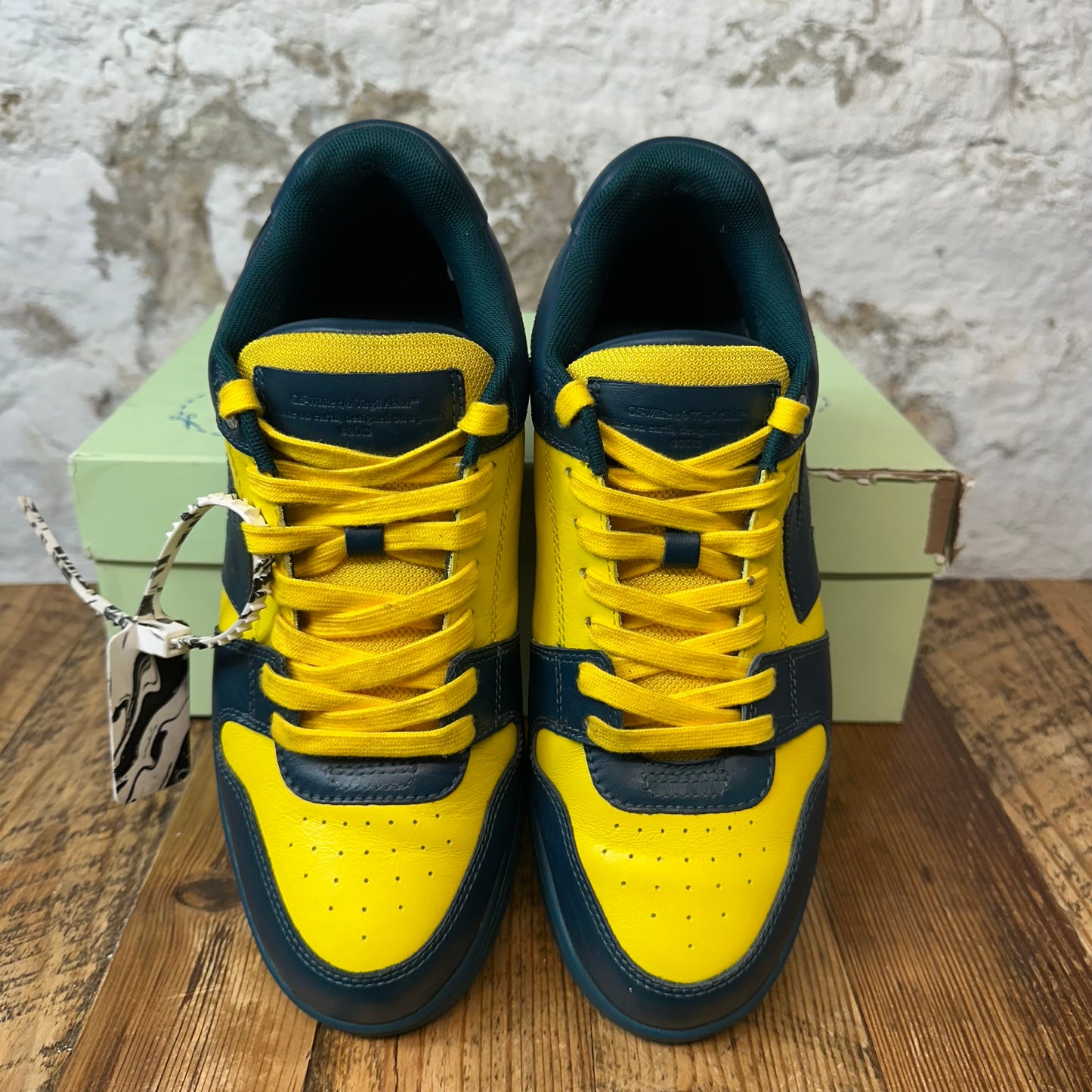 Off-White Out Of Office Yellow Navy Sz 7 (40)