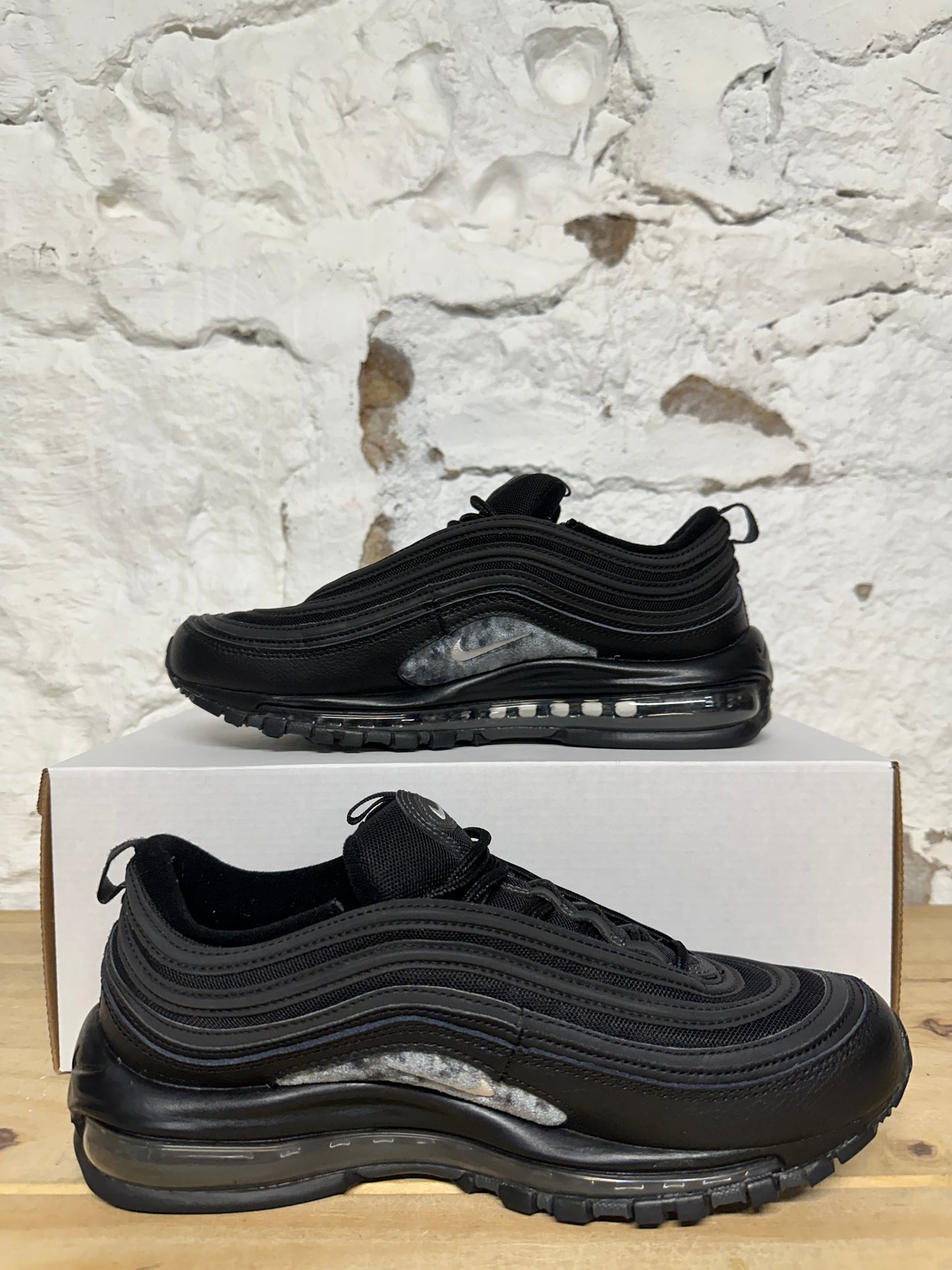 Nike Air Max 97 Black Terry Cloth Sz 8