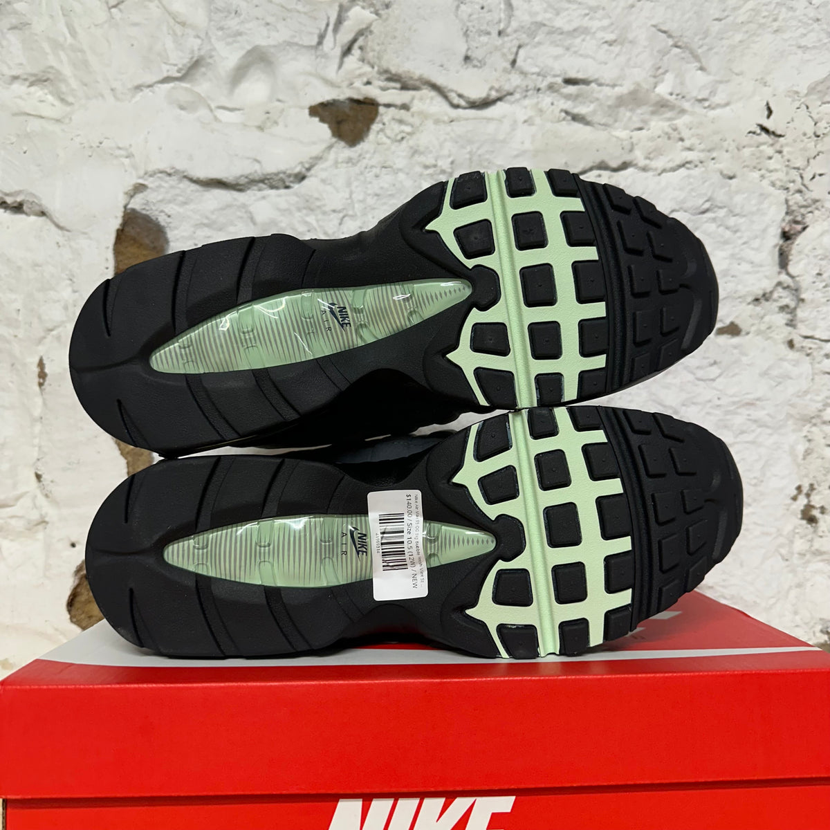 Nike Air Max 95 OG Big Bubble Fresh Mint Sz 10.5 (12W) DS
