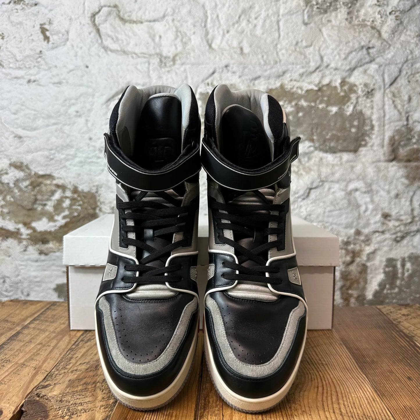 Louis Vuitton High Black Grey Trainer Sneaker Sz 10.5 (9LV)