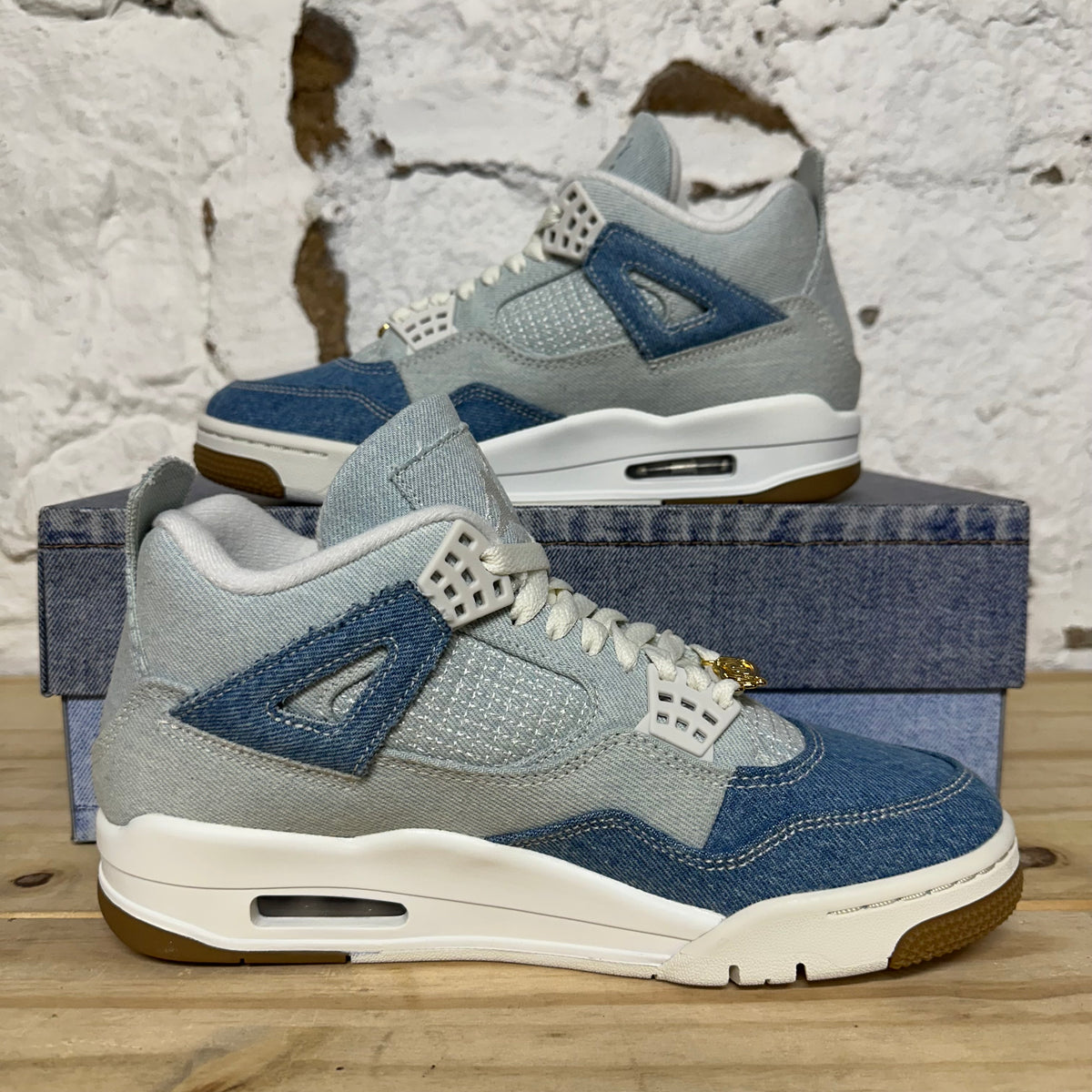 Air Jordan 4 Denim Blue Sz 7.5 (9W) DS
