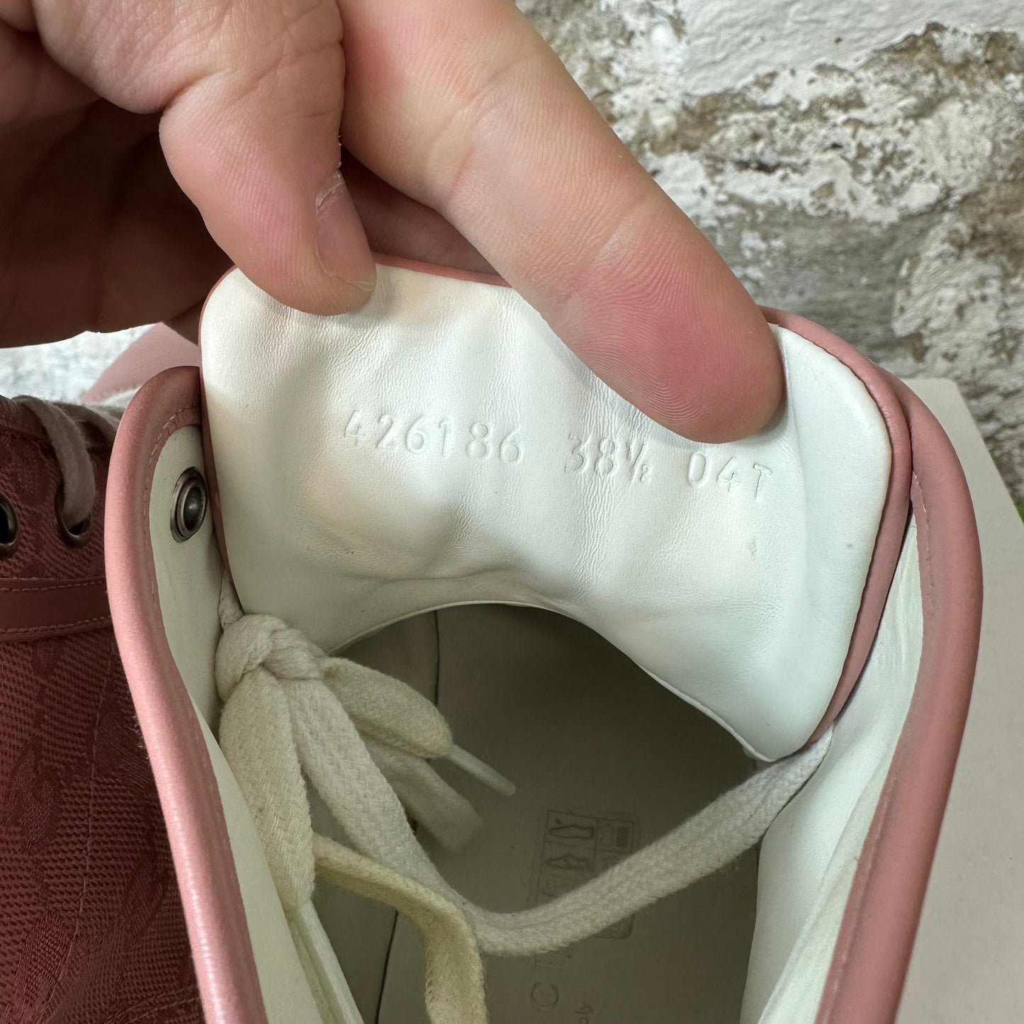 Gucci Pink Monogram High Top Sneaker Sz 6 (38.5) No Box