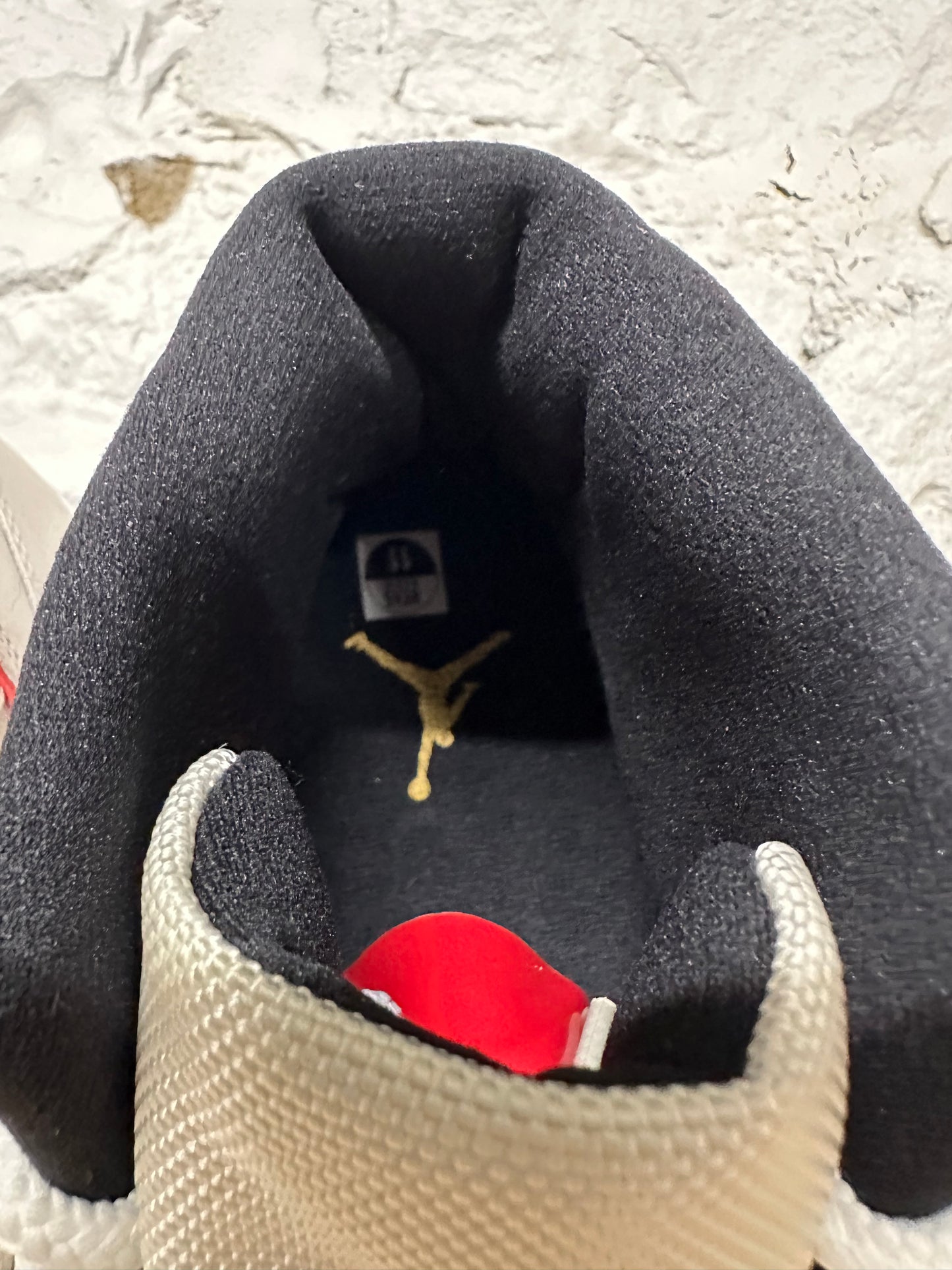 Air Jordan 11 High Platinum Tint Sz 11 DS