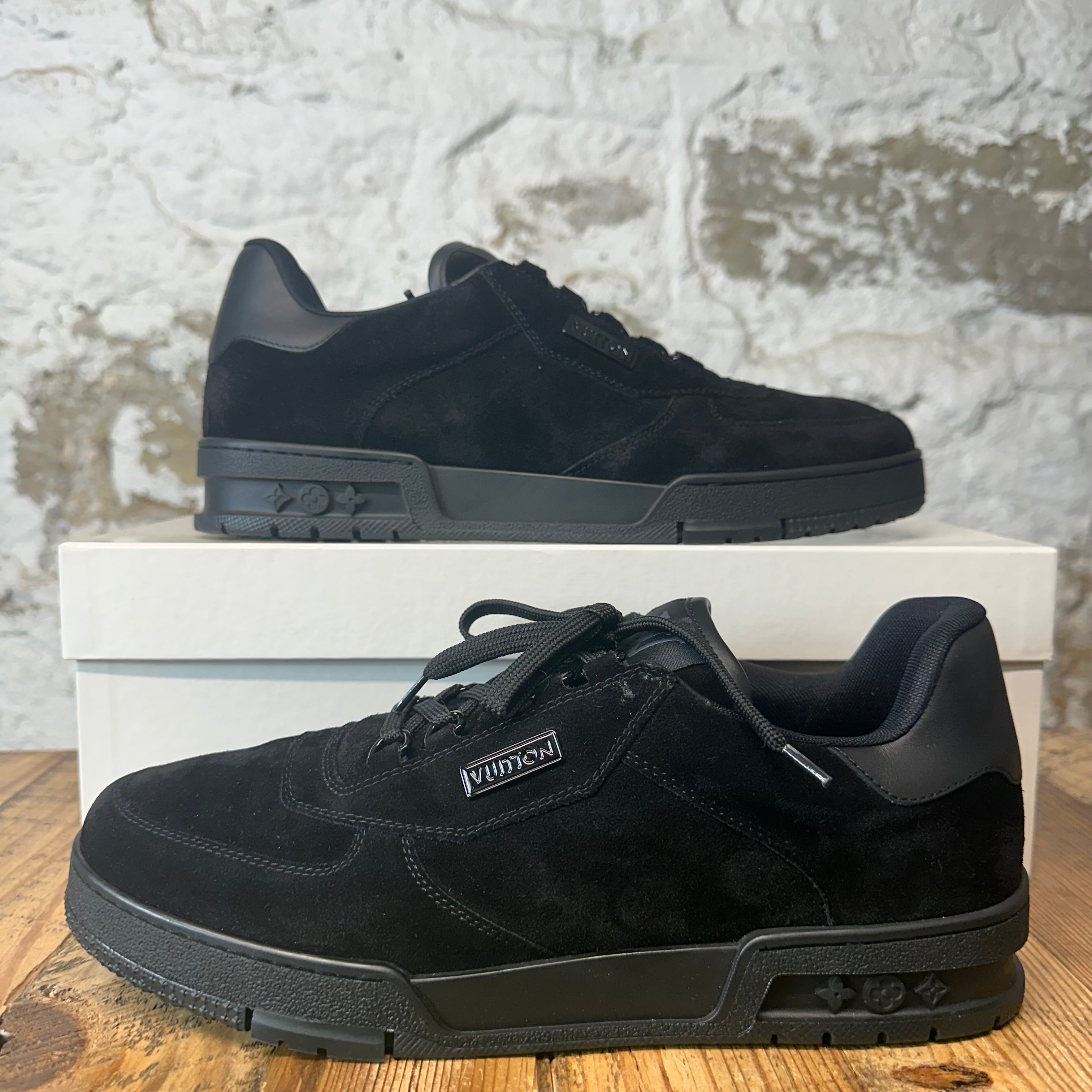 Louis Vuitton Black Suede Trainer Sneaker Sz 10 (8.5LV)