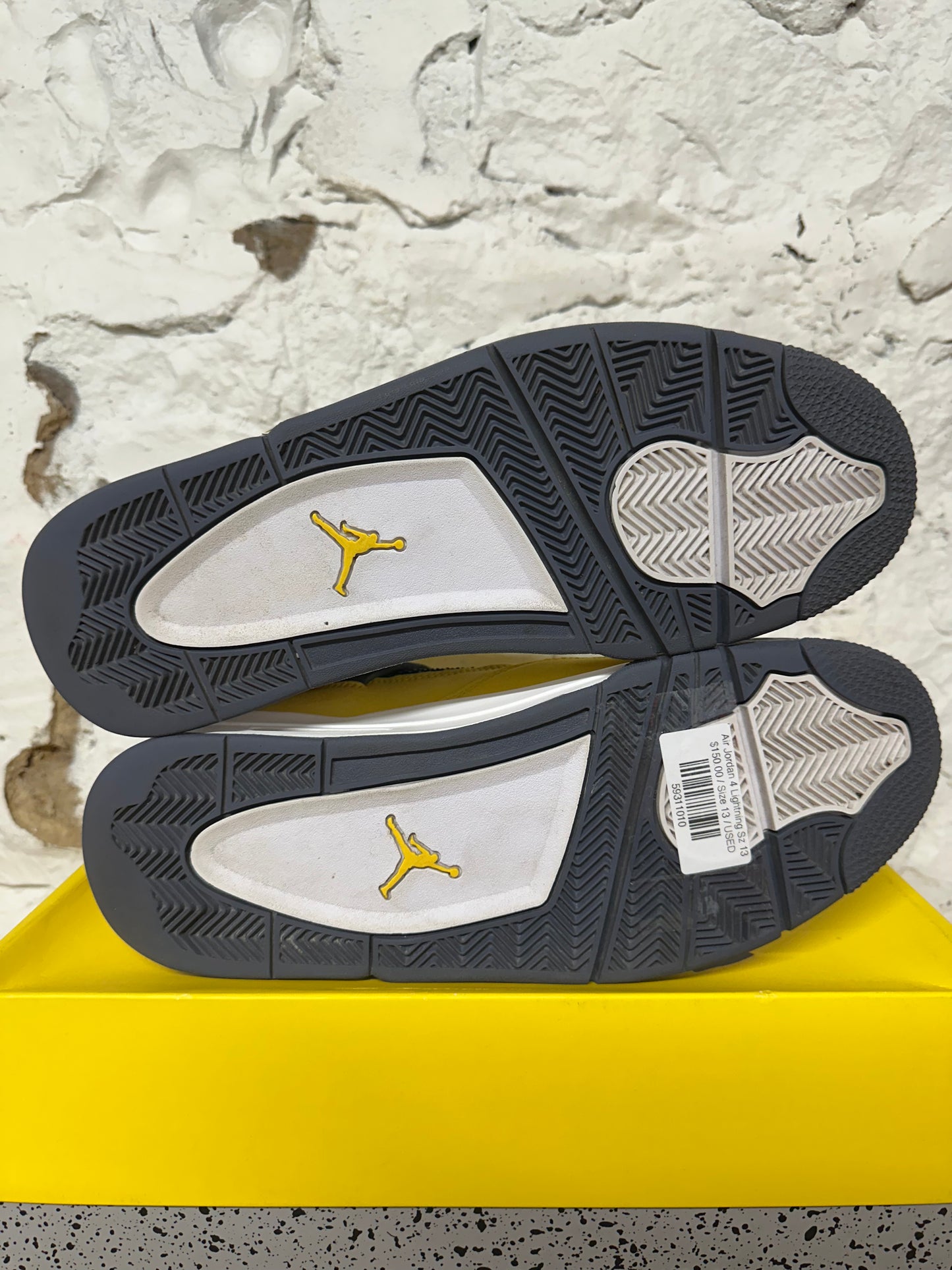 Air Jordan 4 Lightning Sz 13