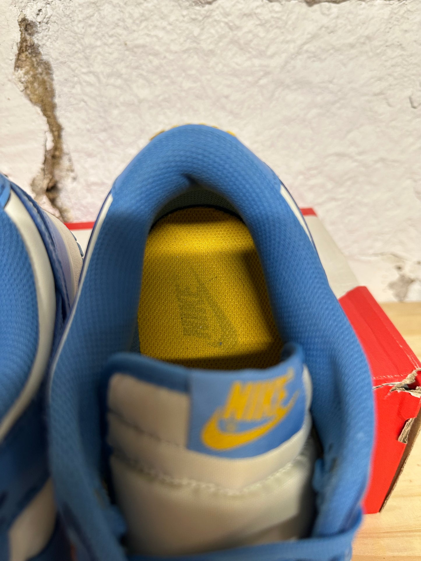 Nike Dunk Low Coast Sz 8.5 (10W)