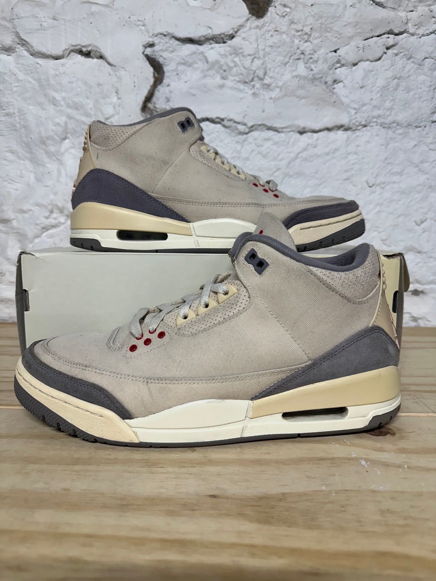 Air Jordan 3 Muslin Sz 10