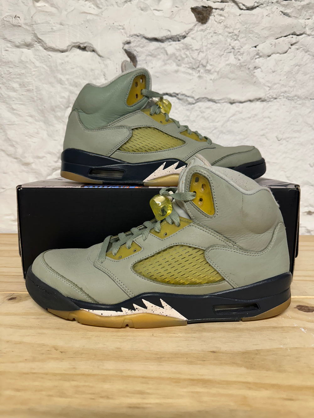Air Jordan 5 Jade Horizon Sz 10