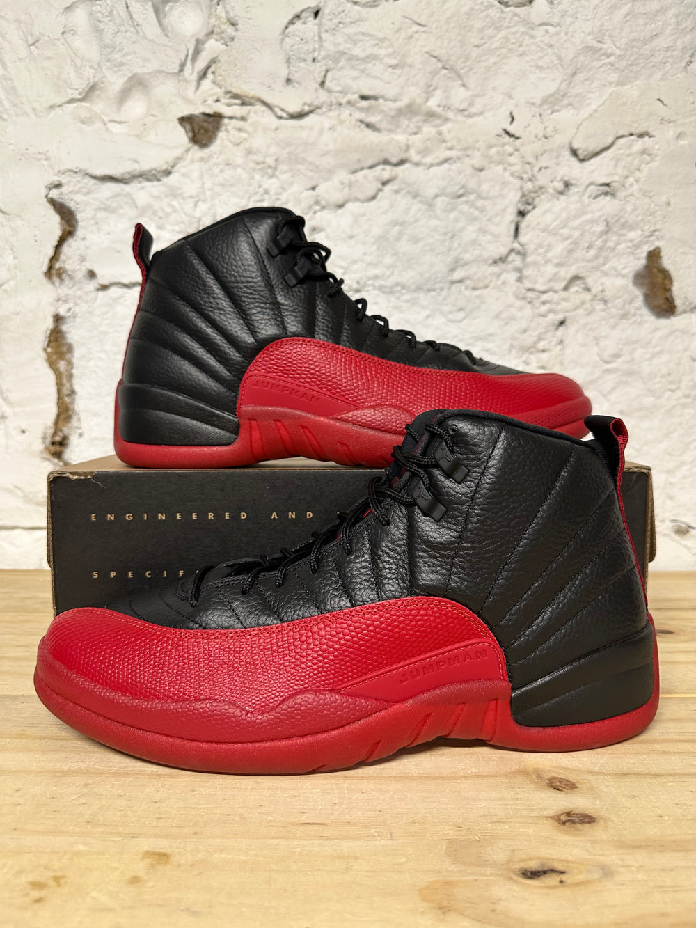 Air jordan 12 Flu Game Sz 14 DS