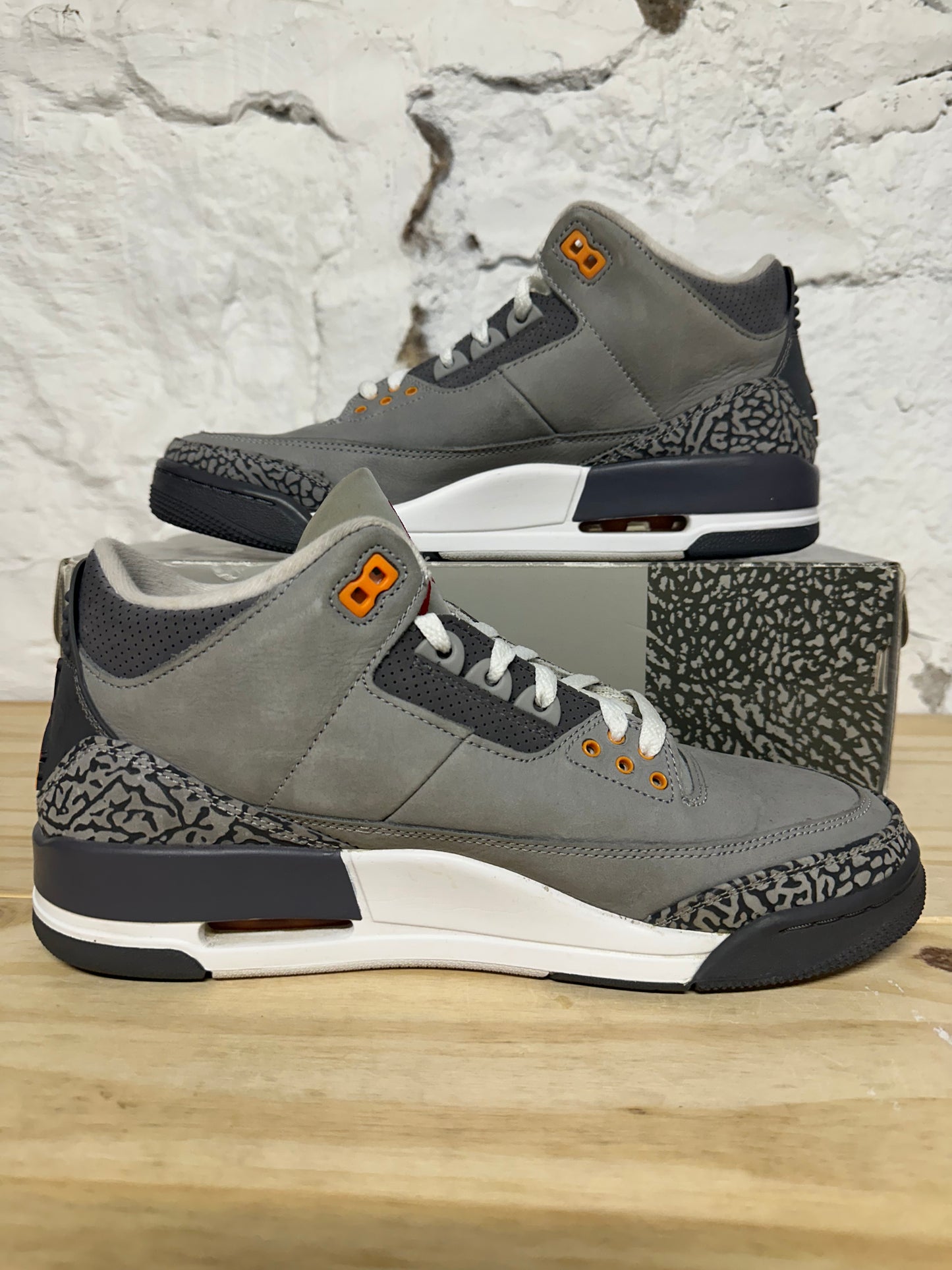 Air Jordan 3 Cool Grey Sz 10