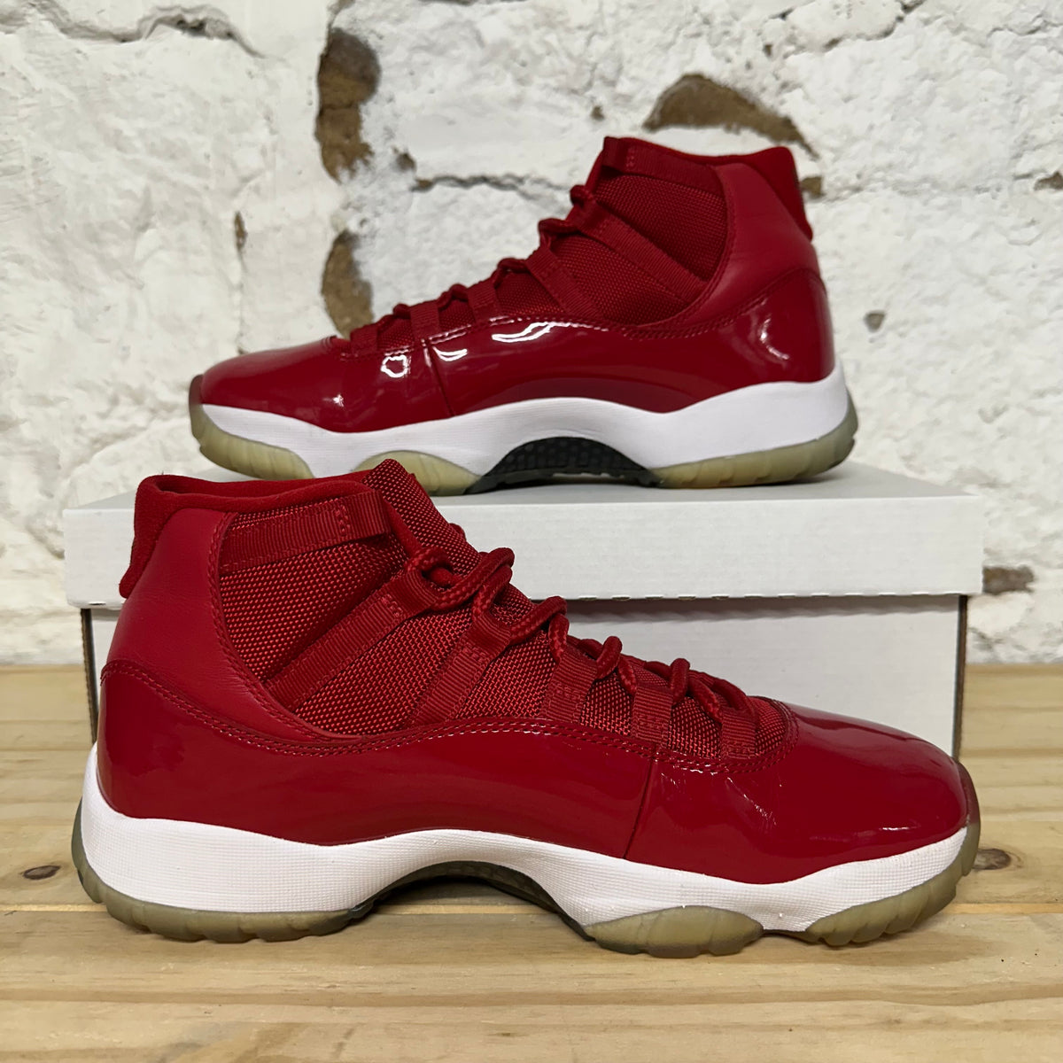 Air Jordan 11 High Win Like 96 Sz 9.5