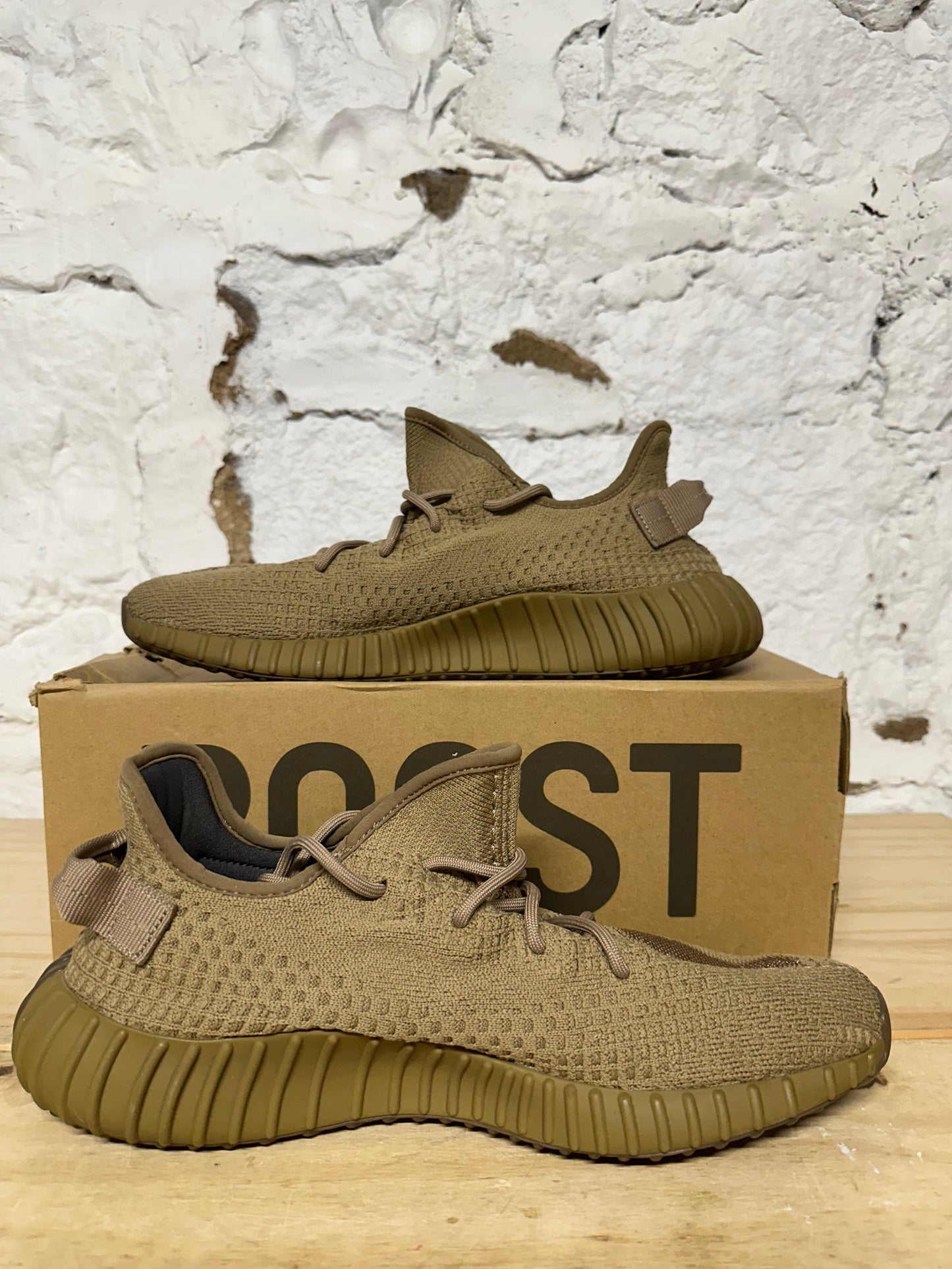 Yeezy 350 V2 Earth Sz 11.5