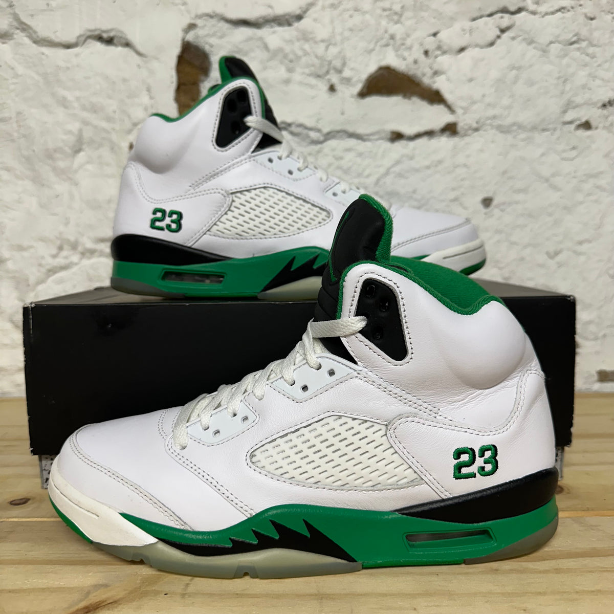 Air Jordan 5 Lucky Green Sz 8.5 (10W)