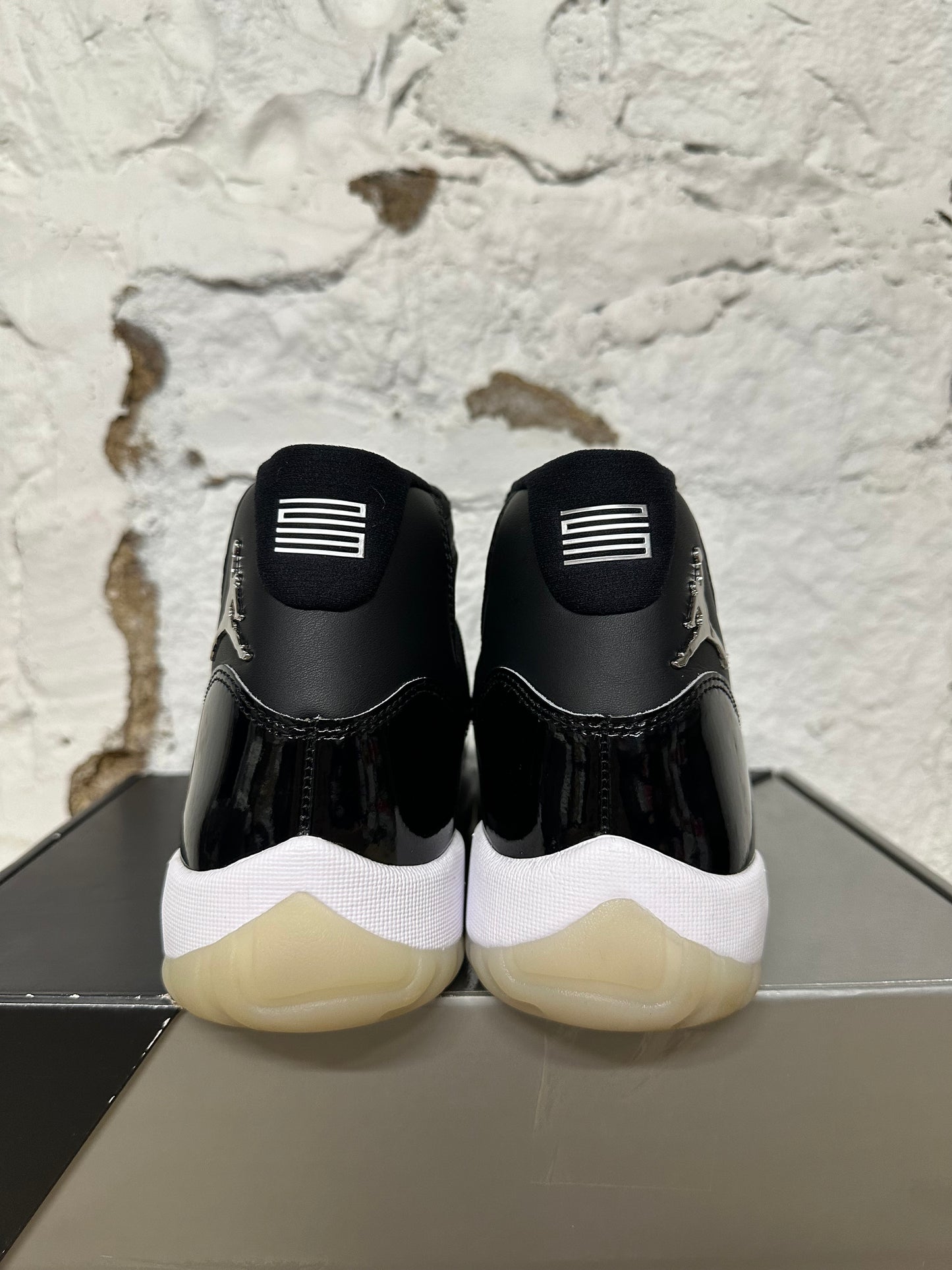 Air Jordan 11 High Jubilee Sz 10.5