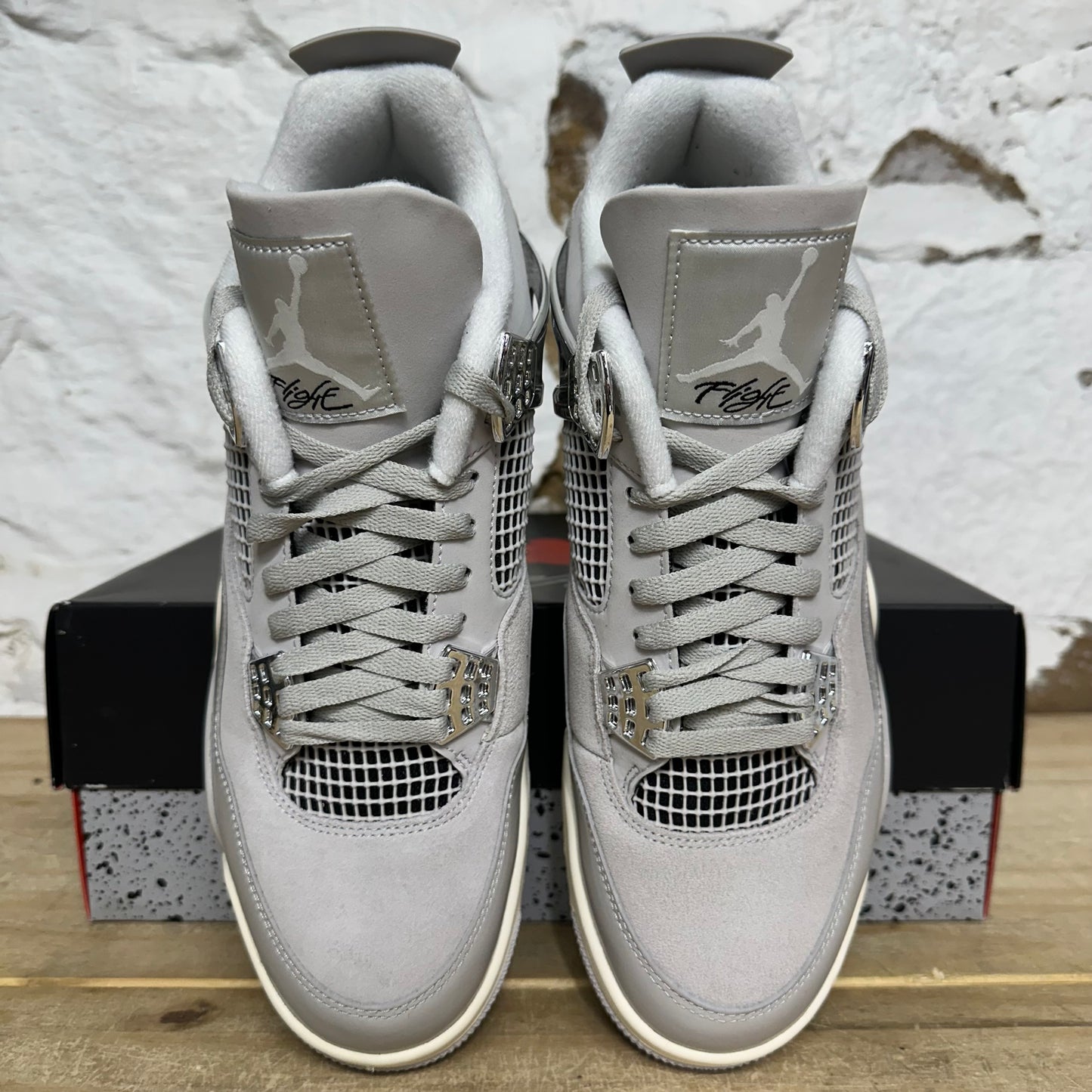 Air Jordan 4 Frozen Moments Sz 10 (11.5W)