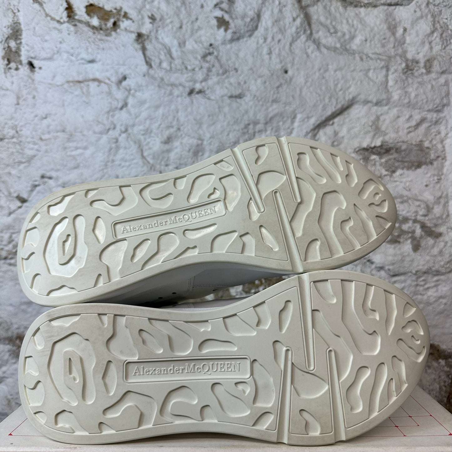 Alexander Mcqueen Triple White Nappa Joey Sneaker Sz 10 (43)