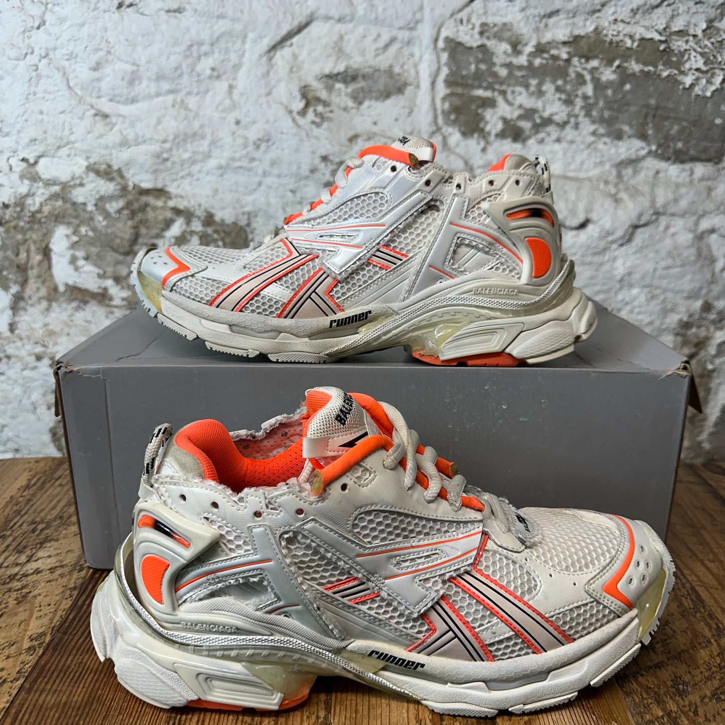 Balenciaga Runner Orange White Cream Sneaker Sz 10 (43)