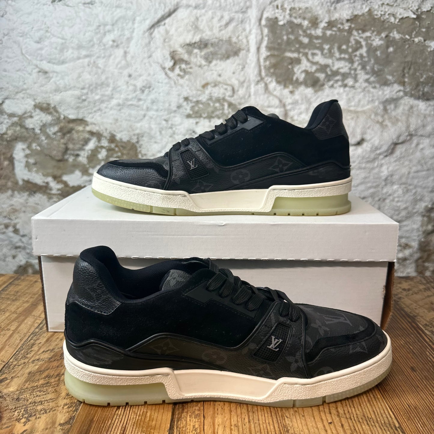 Louis Vuitton Graphite Trainer Sneaker Sz 8 (6.5LV)