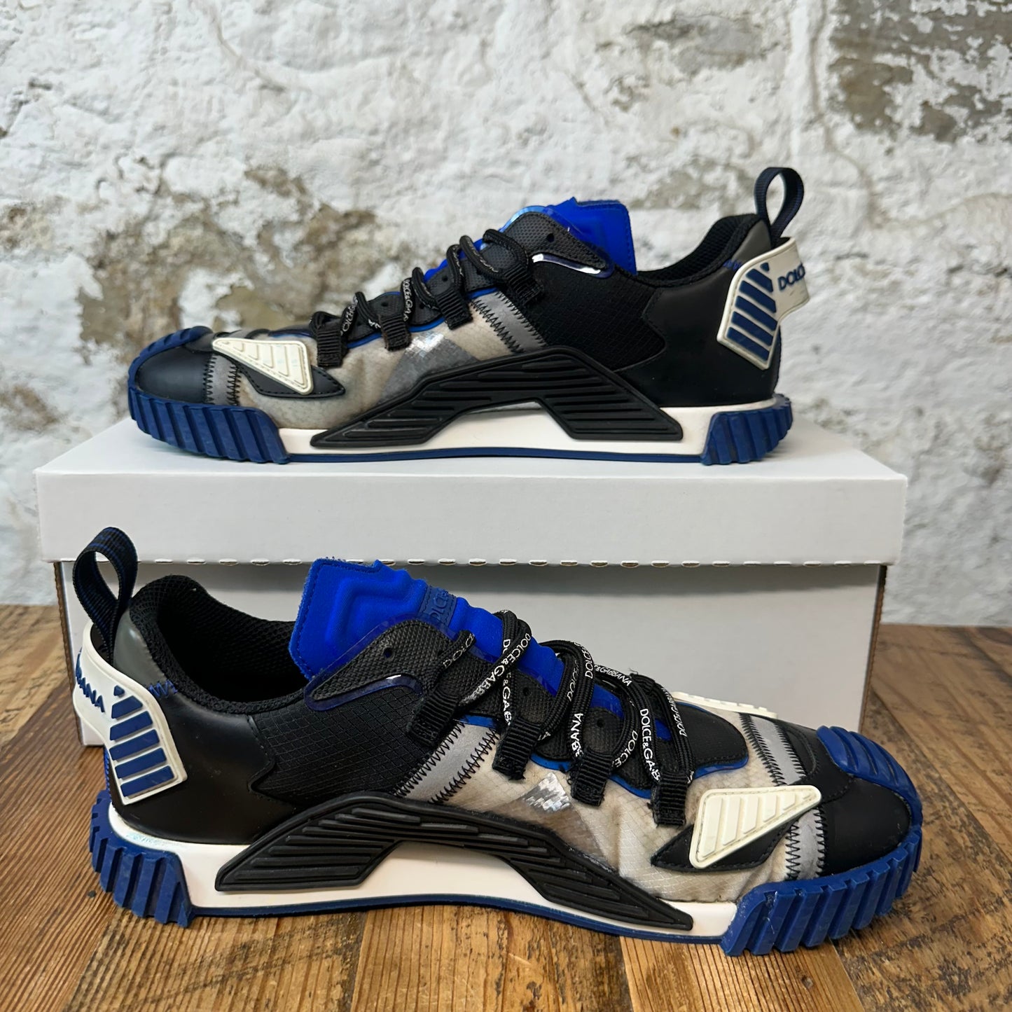 Dolce Gabbana NS1 Black White Blue Sz 10 (43) No Box