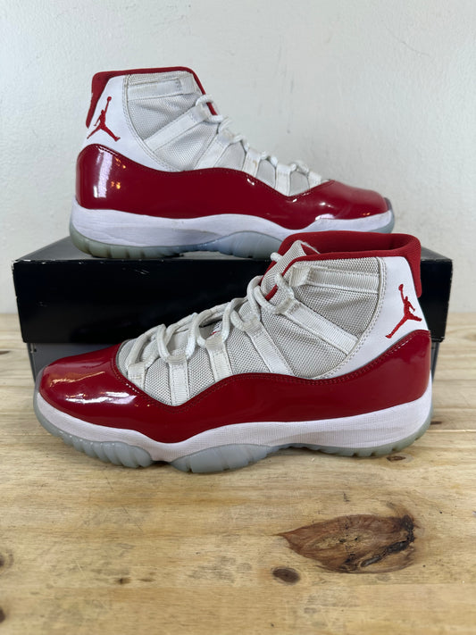 Air Jordan 11 High Cherry Sz 9