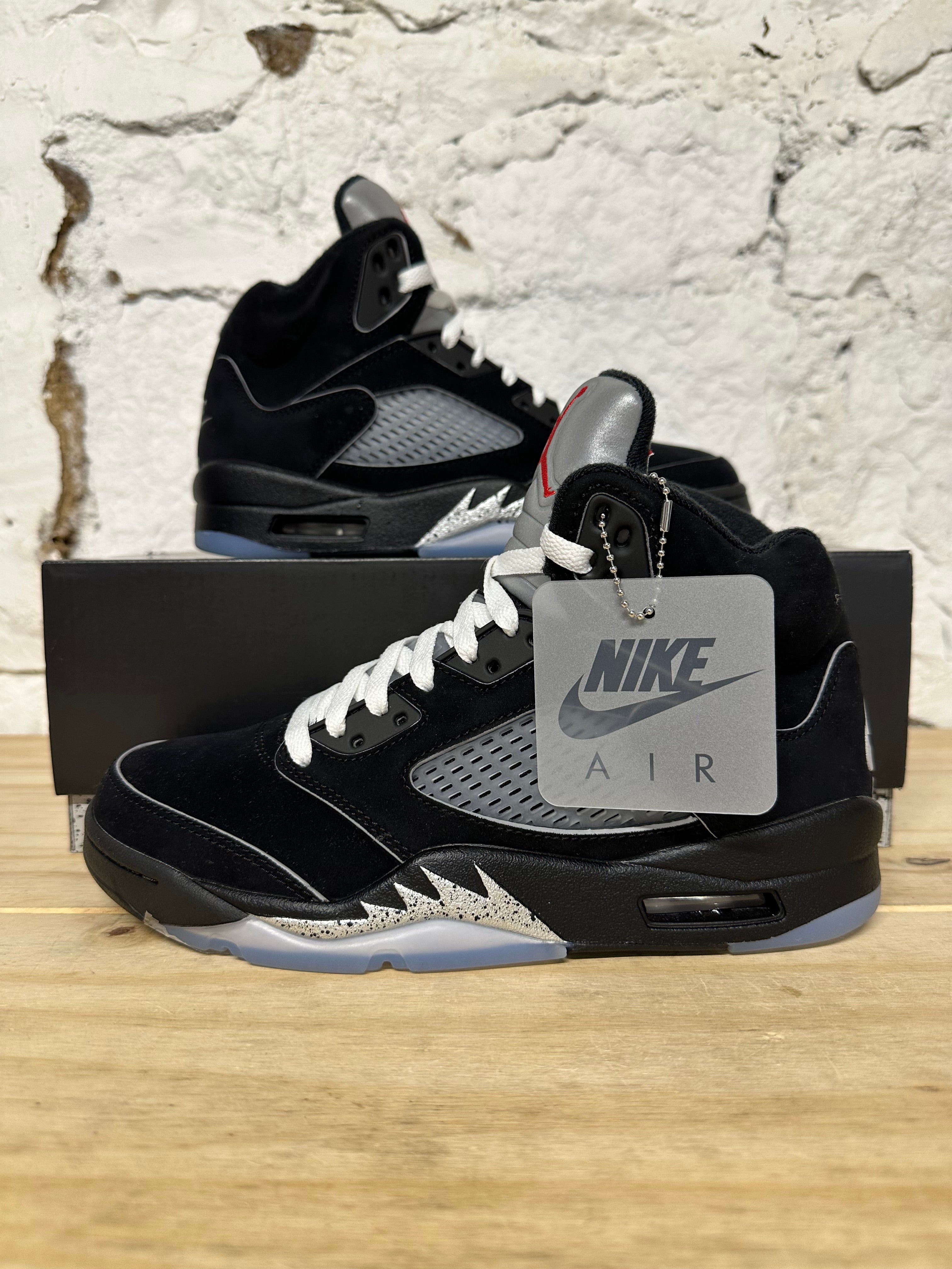 Air Jordan 5 Black Metallic Reimagined Sz 7